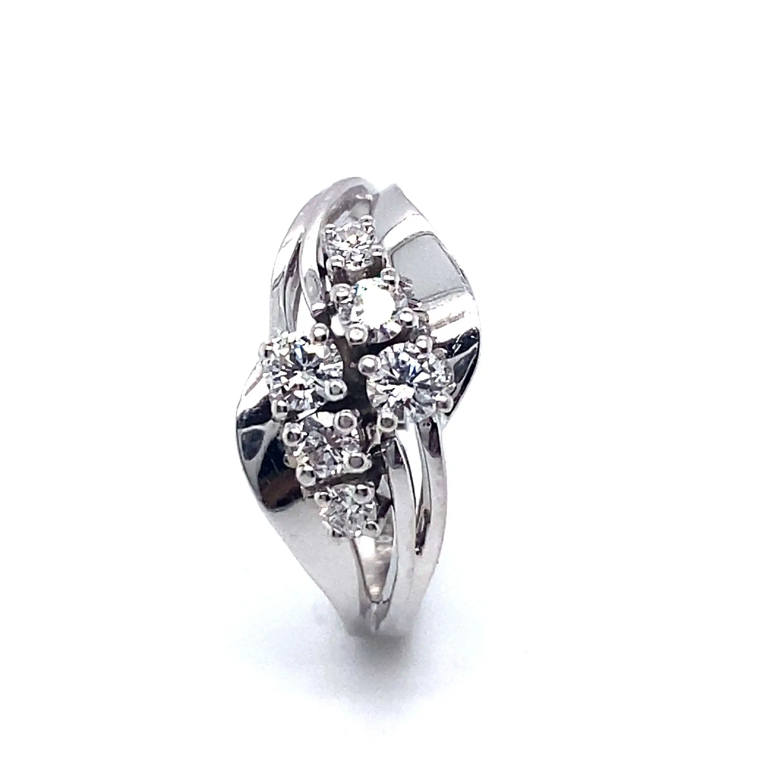 Ring Weißgold mit Brillanten, graviert mit 0,50ct Ring Weißgold mit Brillanten, graviert mit 0,50ct