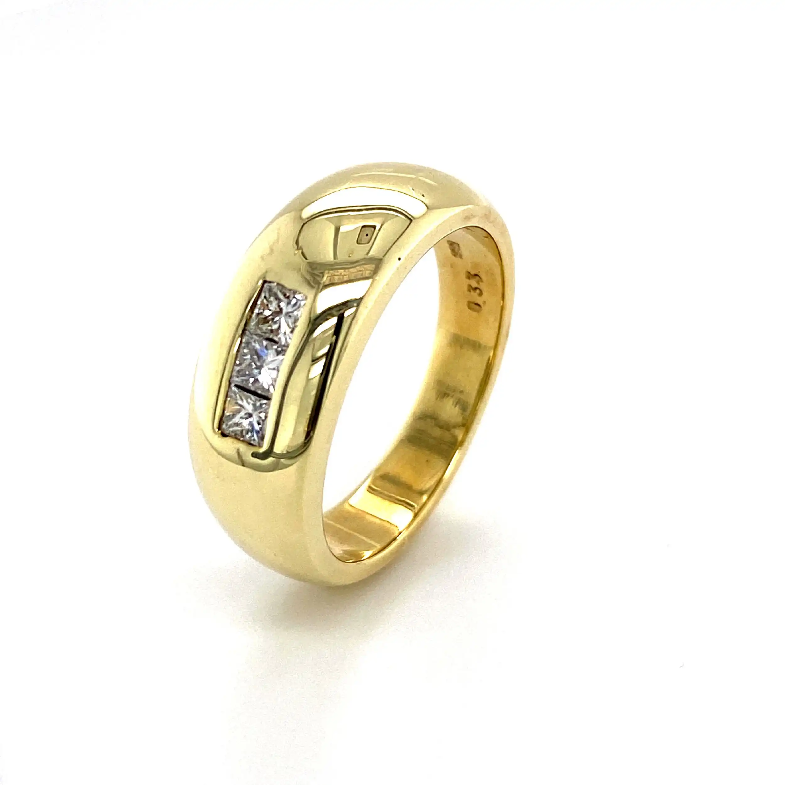 Ring Gelbgold mit Diamanten im Carreeschliff Ring Gelbgold mit Diamanten im Carreeschliff