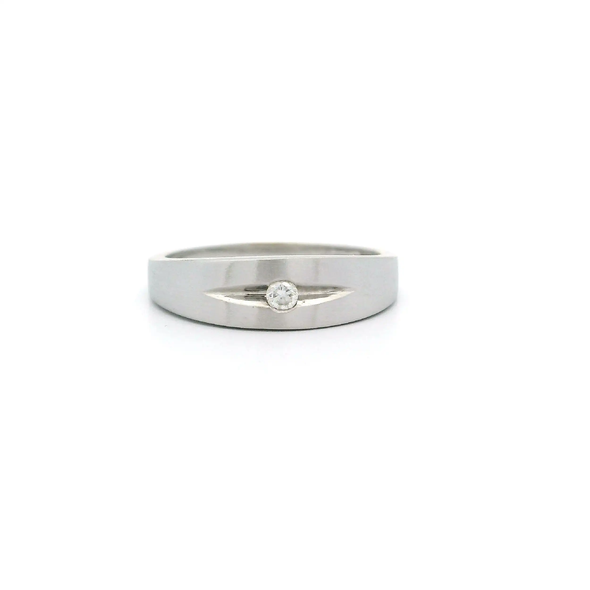 Ring Weißgold mattiert mit Brillant Ring Weißgold mattiert mit Brillant