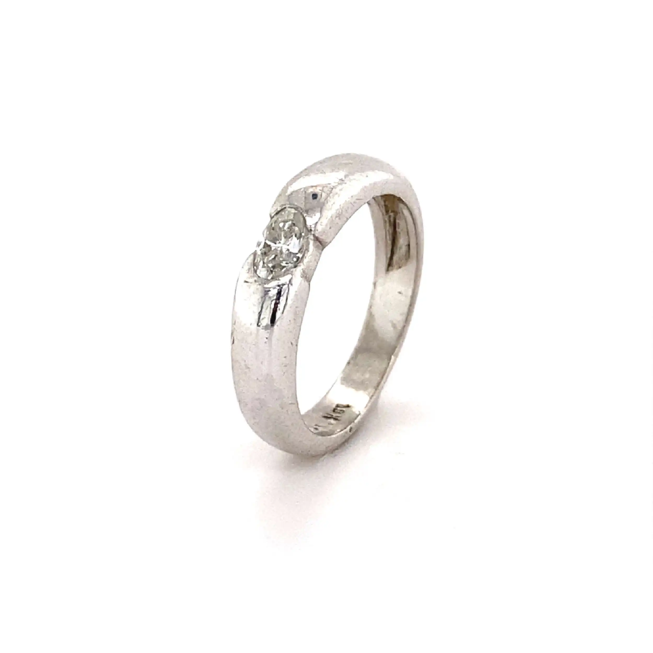 Ring Weißgold mit Diamant in Marquis-Schliff Ring Weißgold mit Diamant in Marquis-Schliff