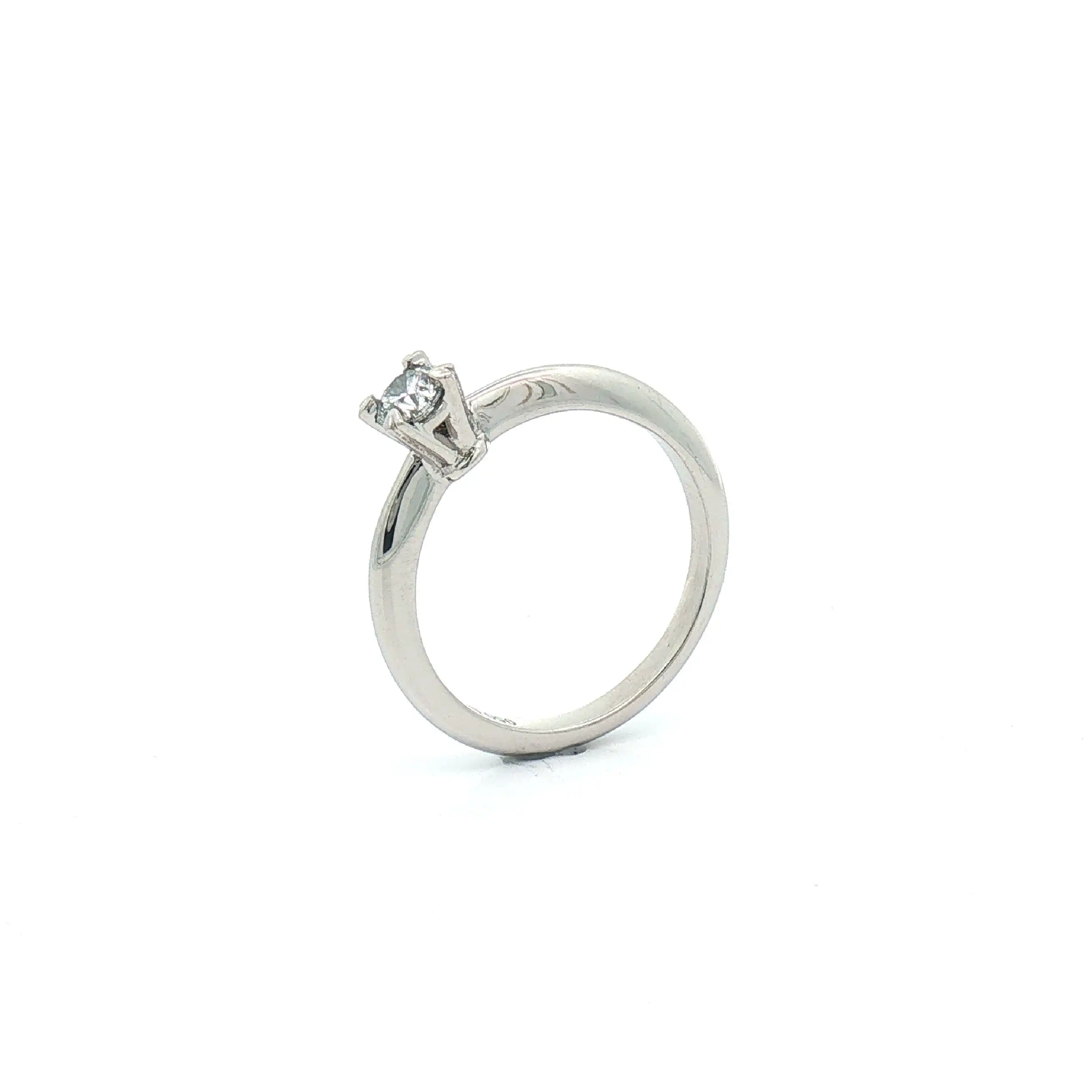 Ring Platin mit Brillant