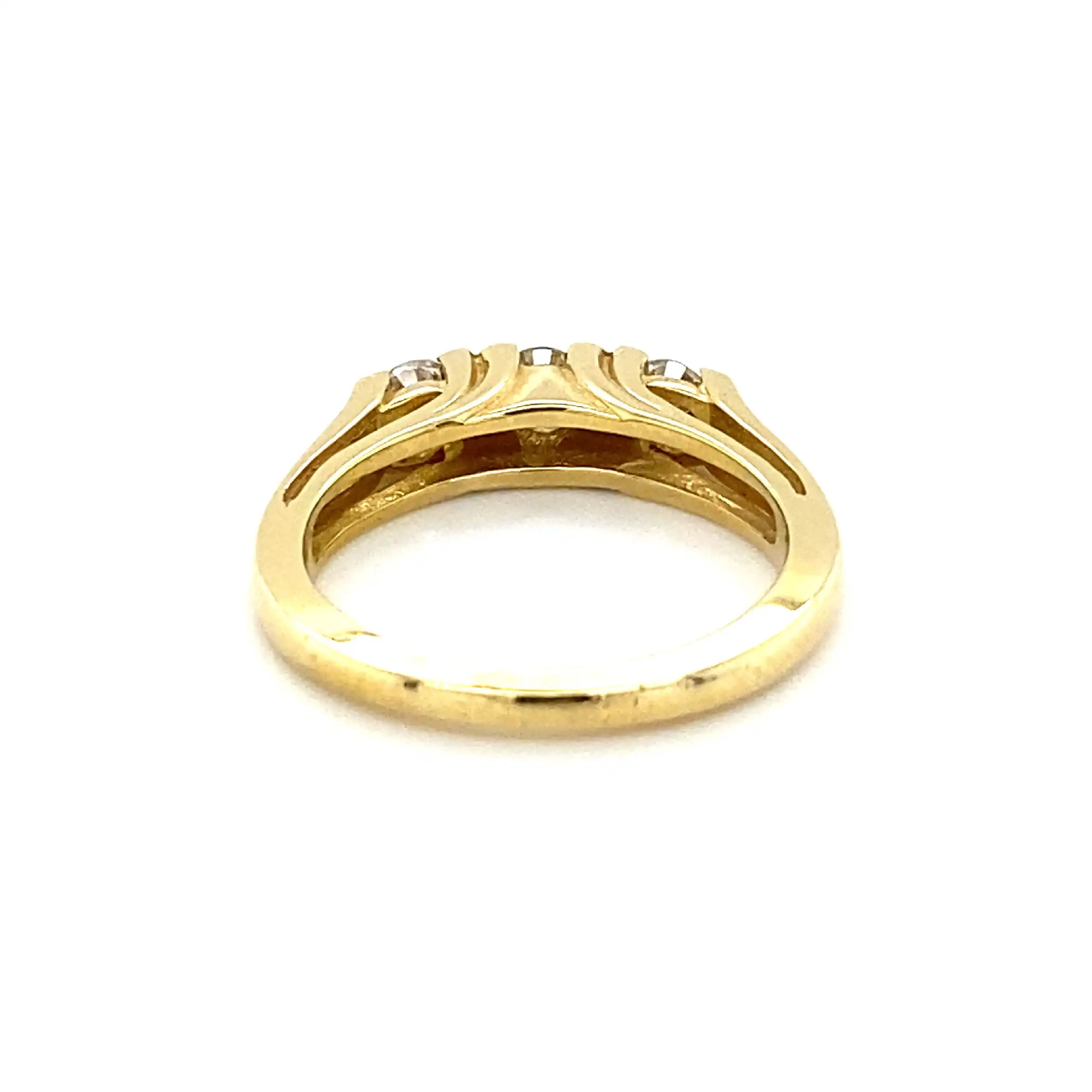 Ring Gelbgold mit Brillanten Ring Gelbgold mit Brillanten