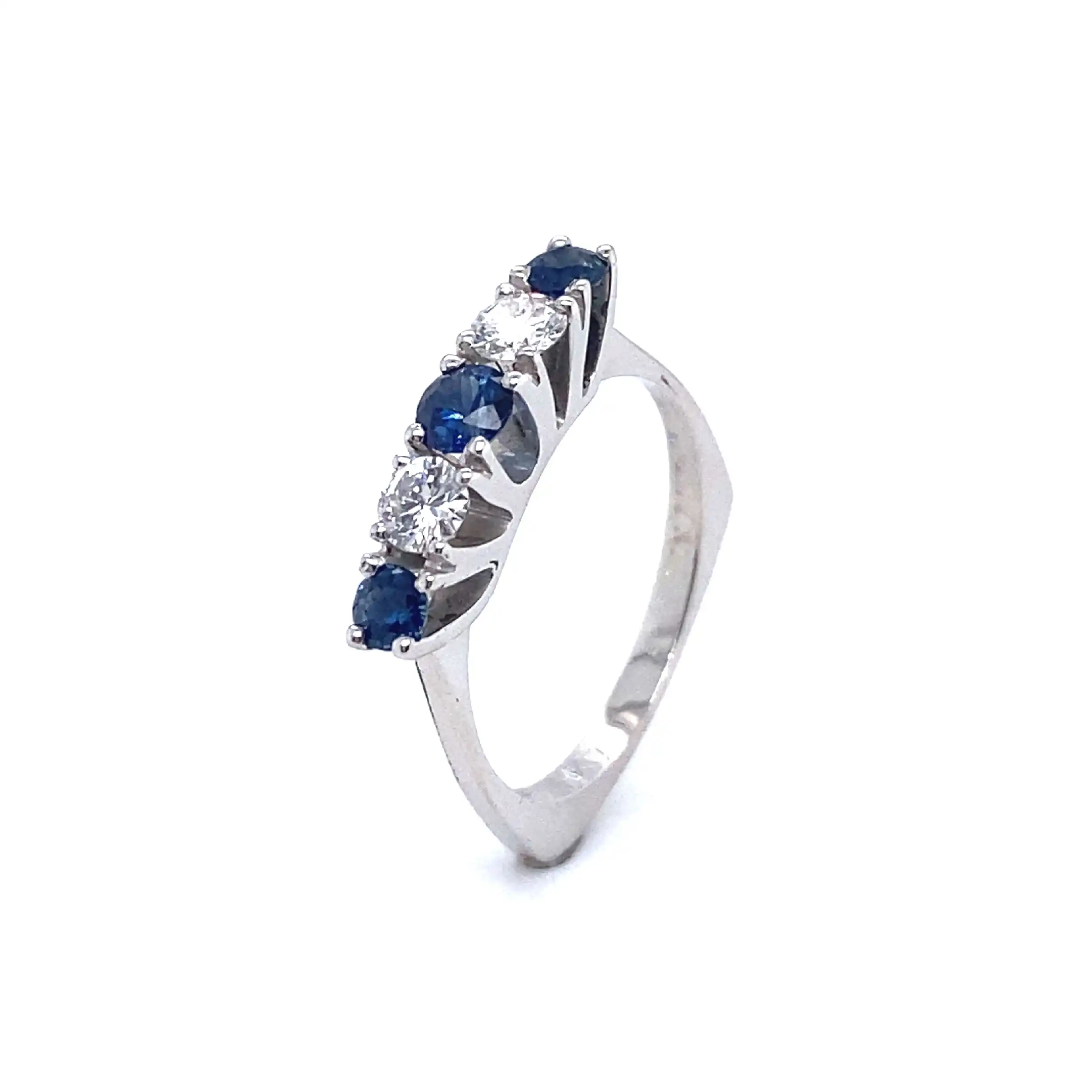 Ring Weißgold mit Brillanten und Saphiren Ring Weißgold mit Brillanten und Saphiren