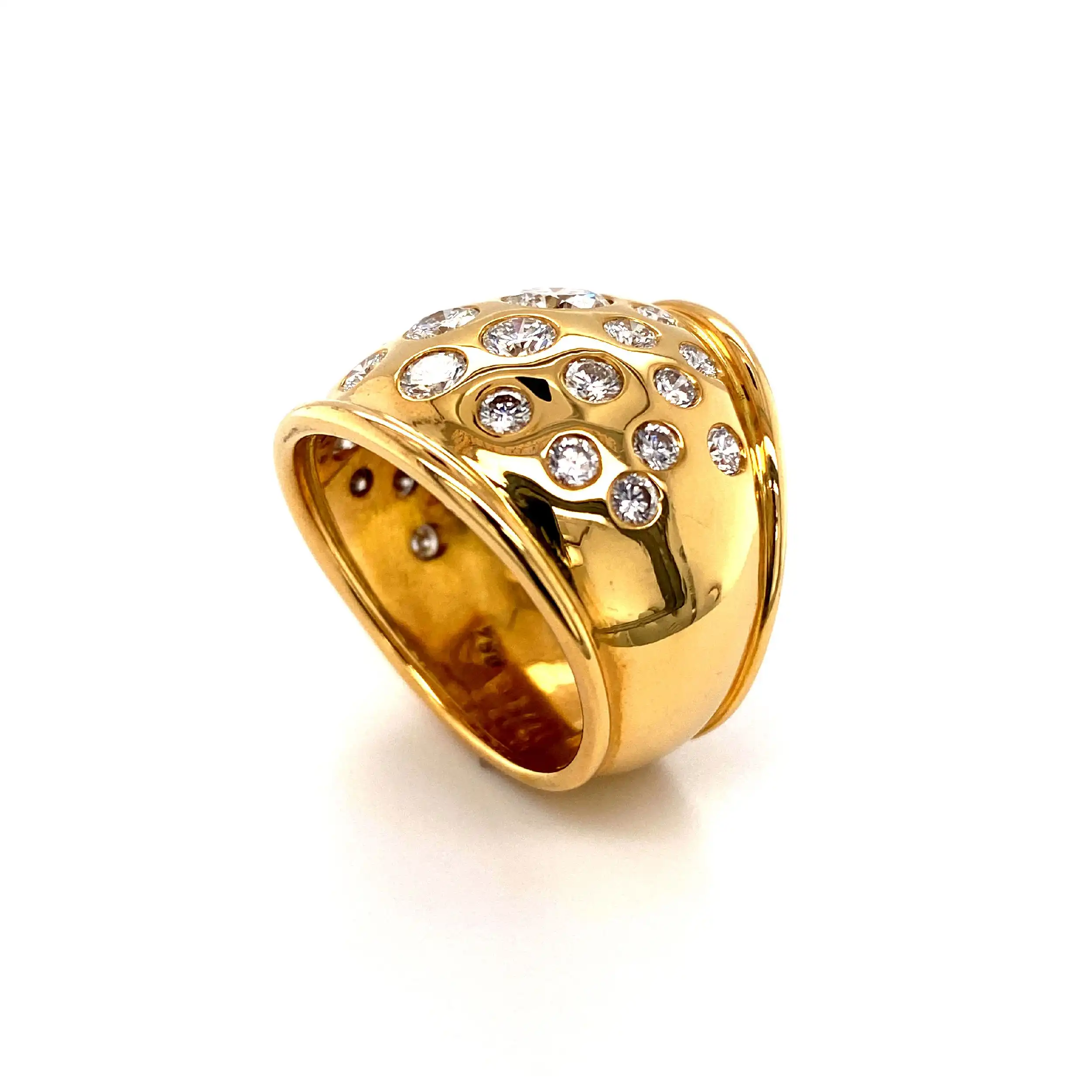 Ring Gelbgold Sternenhimmel mit Brillanten Ring Gelbgold Sternenhimmel mit Brillanten