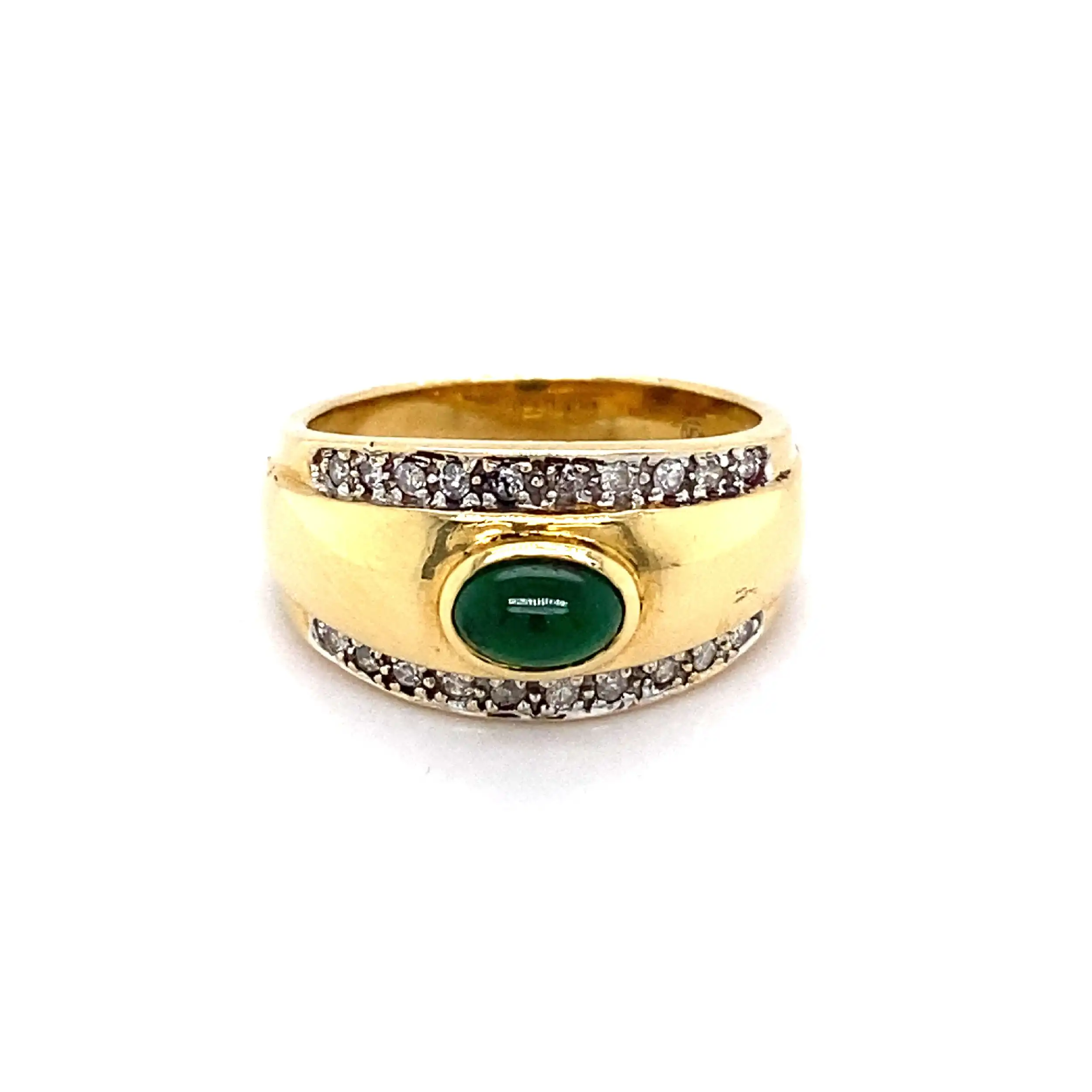 Ring Gelbgold mit Brillanten und Smaragdchabochon Ring Gelbgold mit Brillanten und Smaragdchabochon