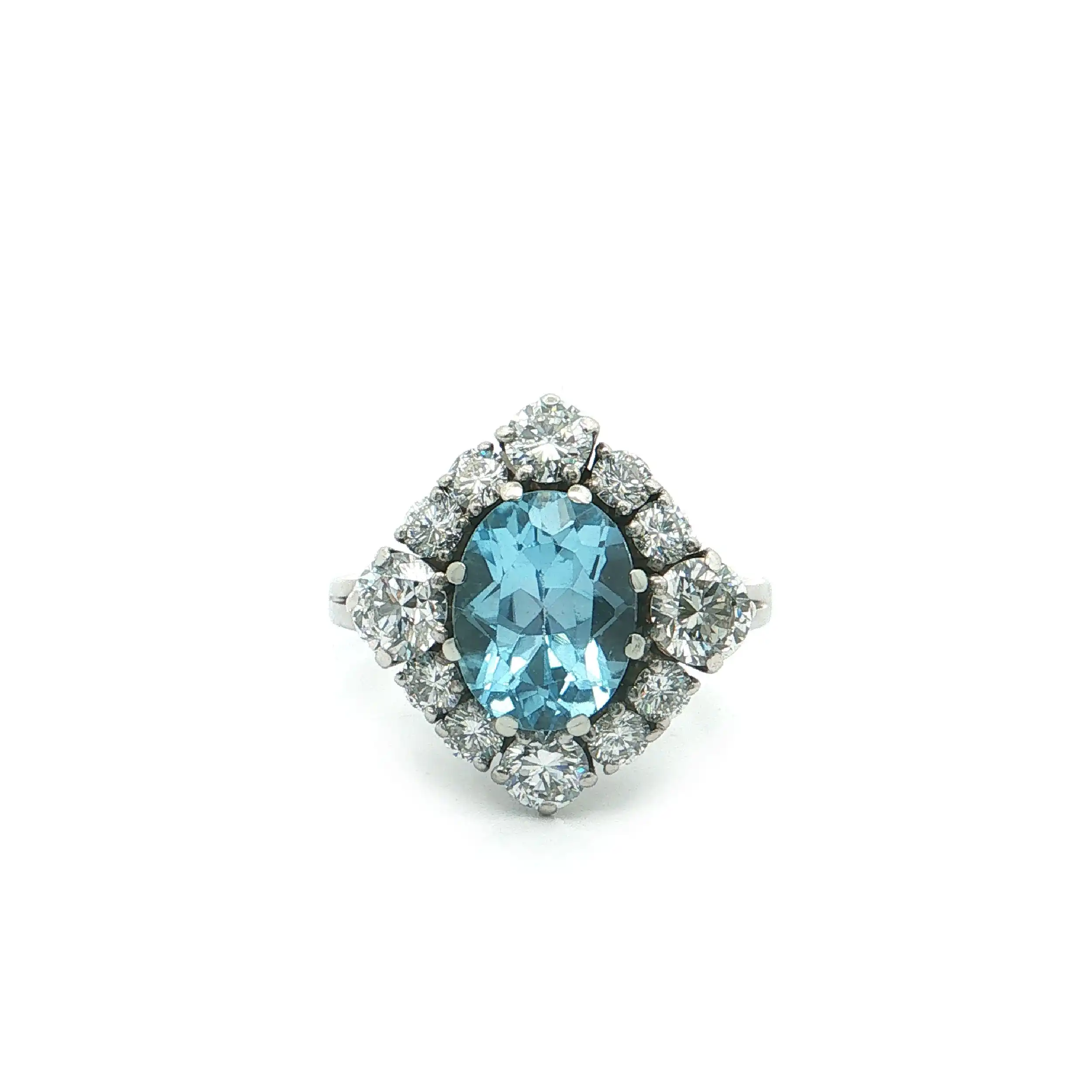 Ring Weißgold mit Blautopas und Brillanten Ring Weißgold mit Blautopas und Brillanten