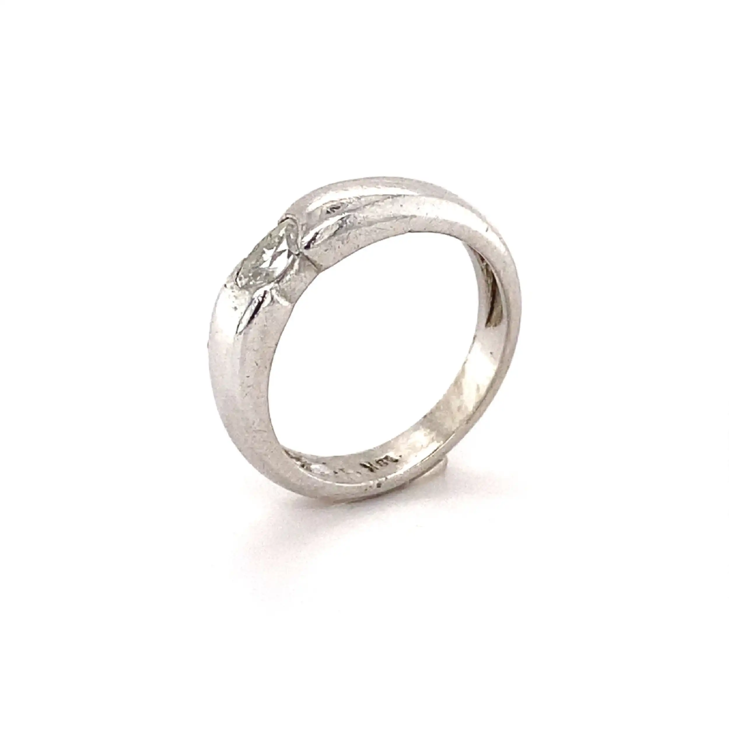 Ring Weißgold mit Diamant in Marquis-Schliff Ring Weißgold mit Diamant in Marquis-Schliff