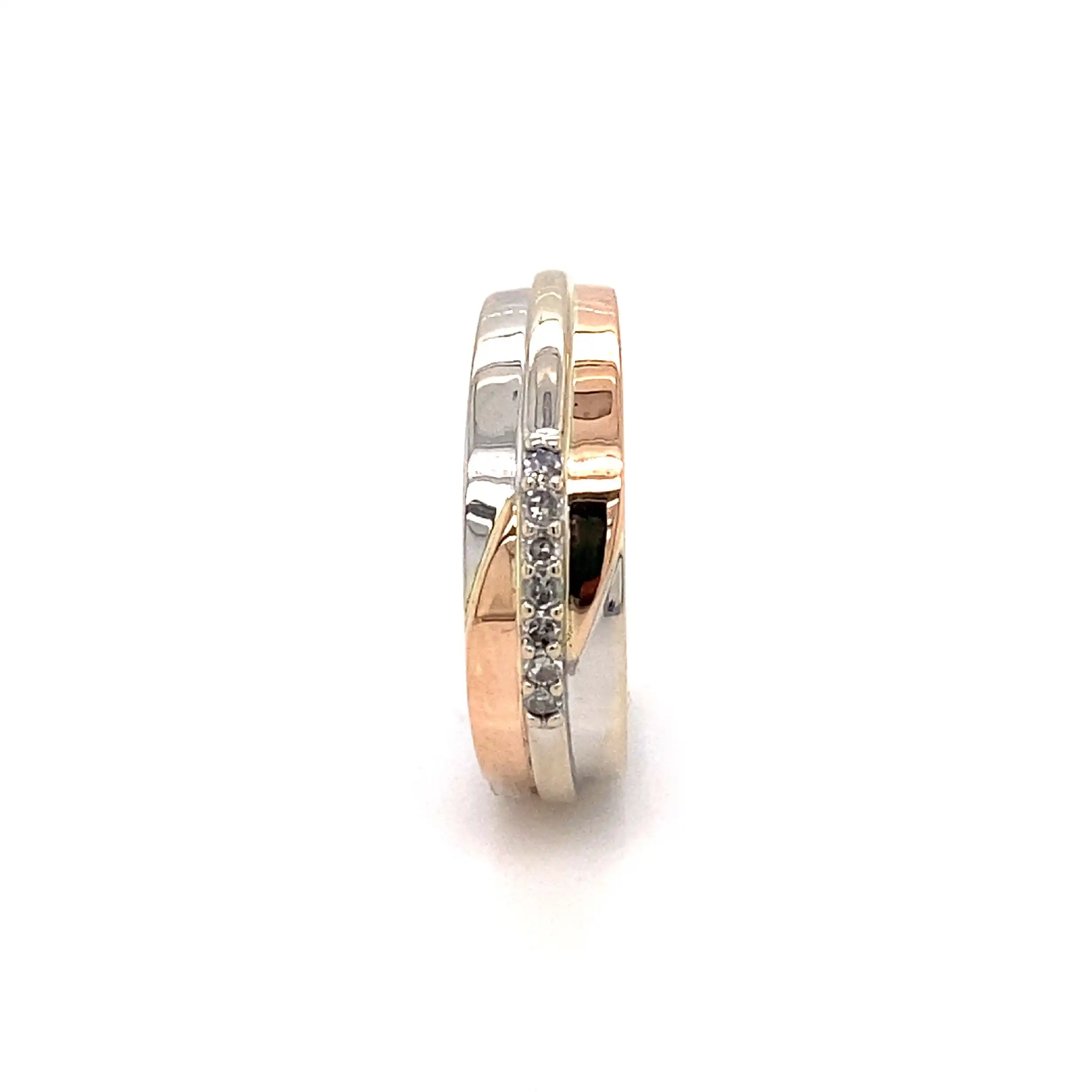 Ring Bicolor mit Brillanten graviert mit 0,08ct Ring Bicolor mit Brillanten graviert mit 0,08ct