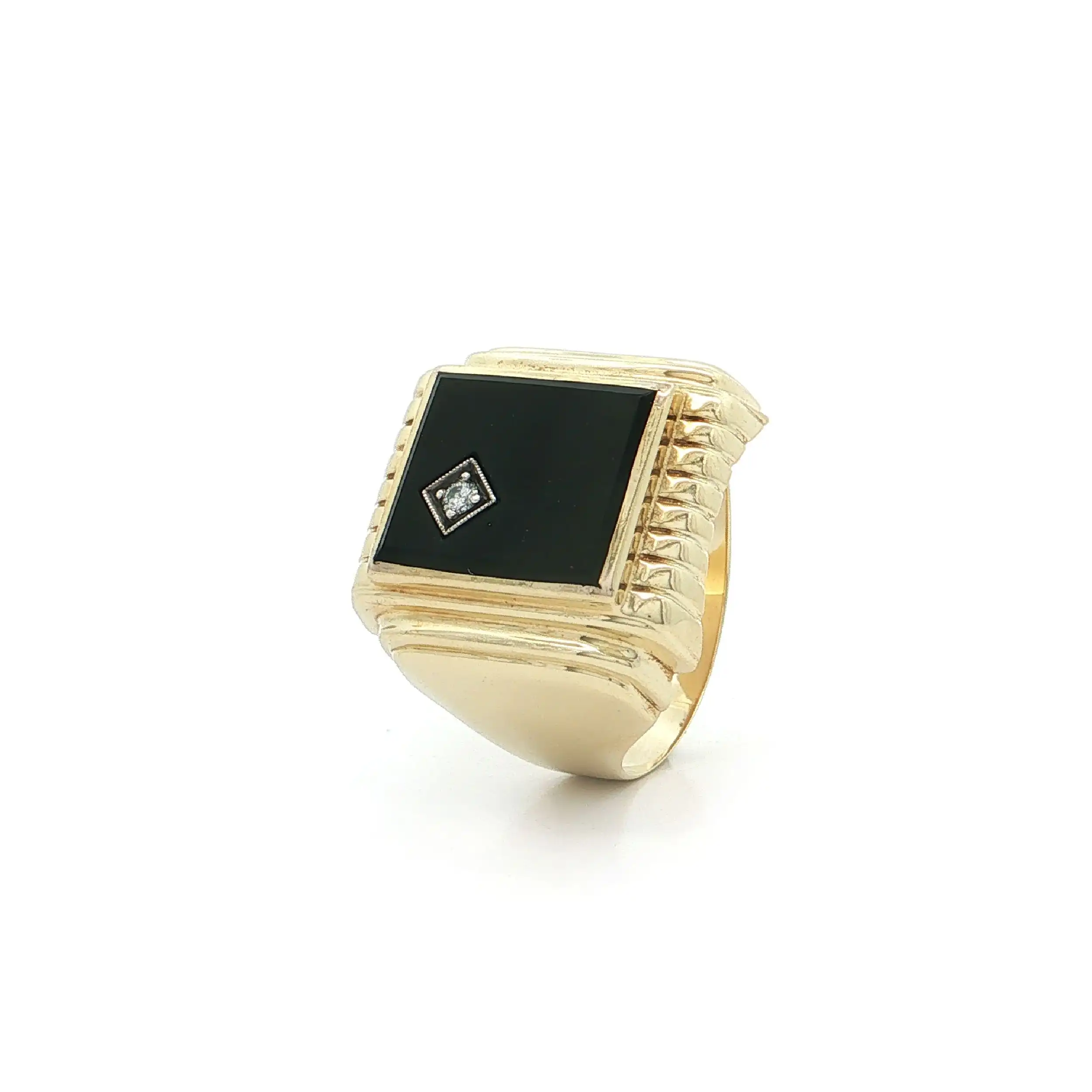 Ring Gelbgold mit Onyx und Brillant Ring Gelbgold mit Onyx und Brillant