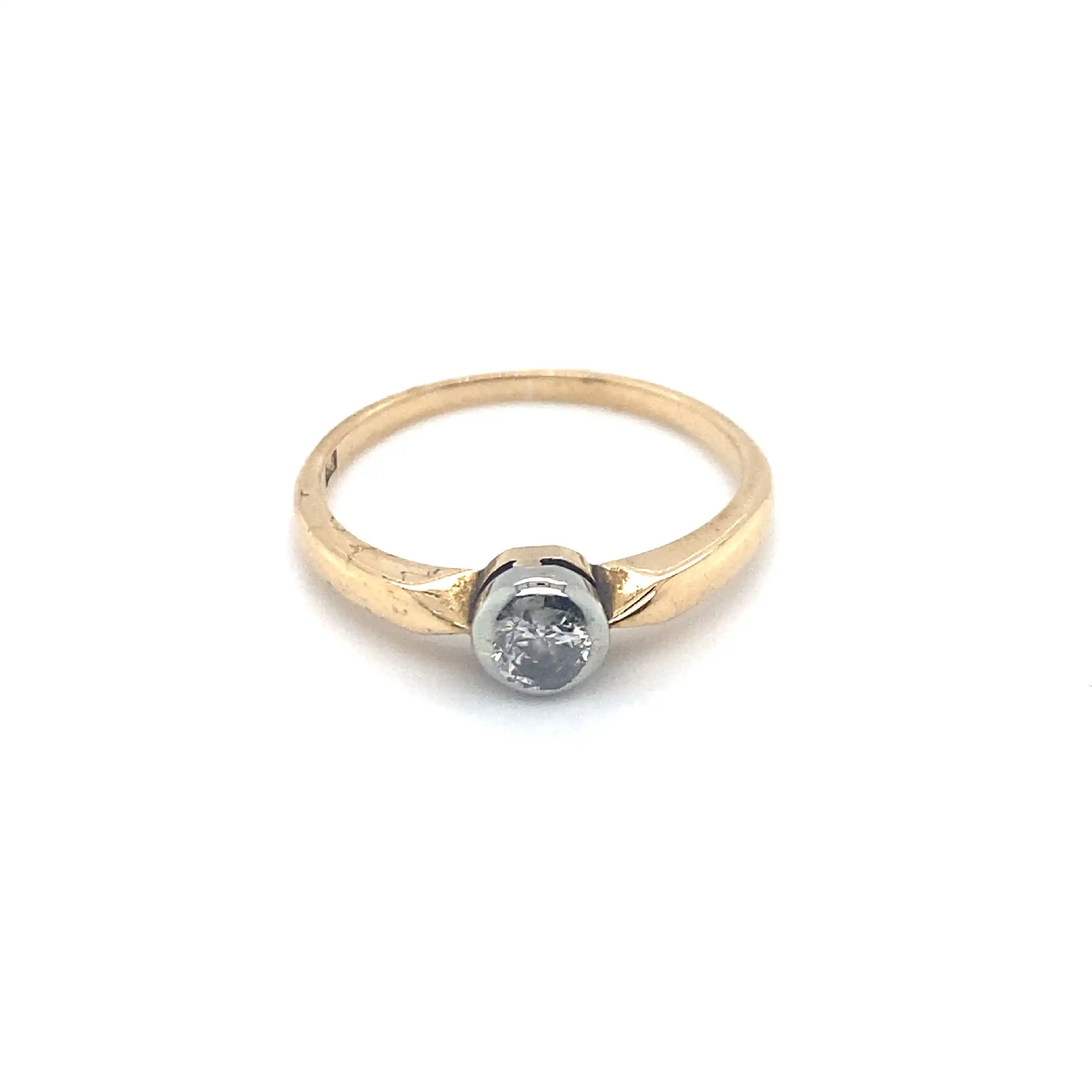 Ring mit Brillant Ring mit Brillant
