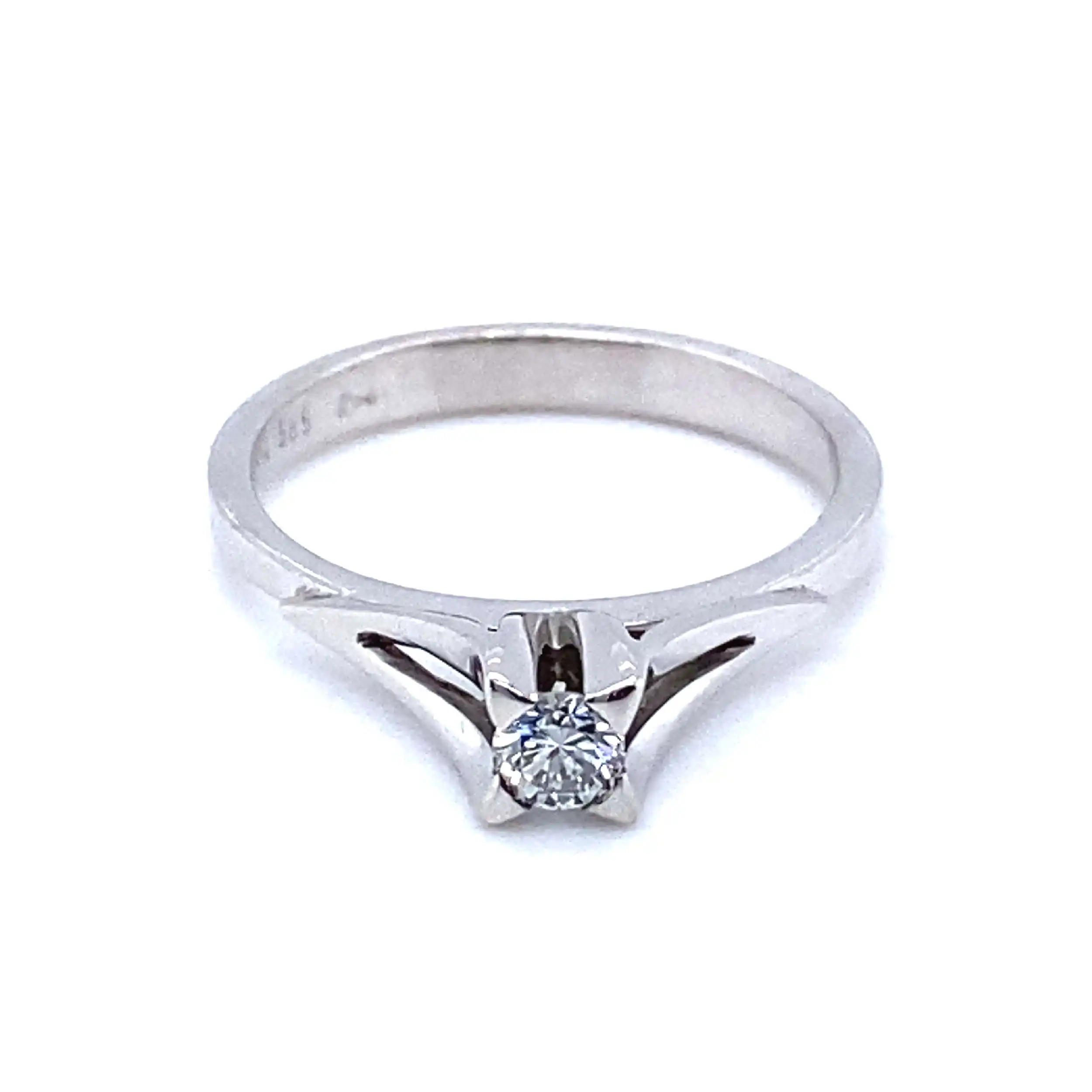 Ring Weißgold mit Solitär Brillant Ring Weißgold mit Solitär Brillant