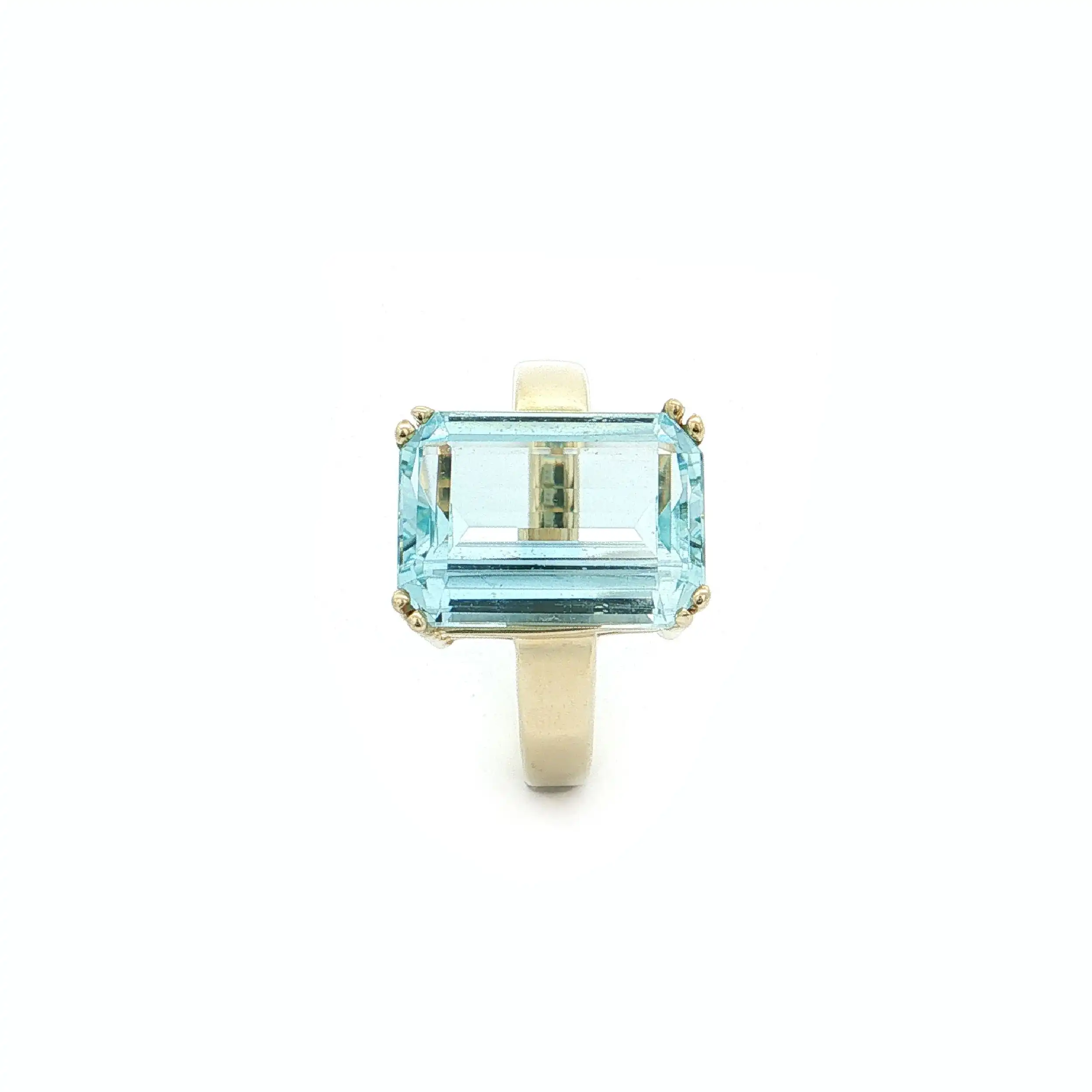 Ring Gelbgold mit Aquamarin Ring Gelbgold mit Aquamarin