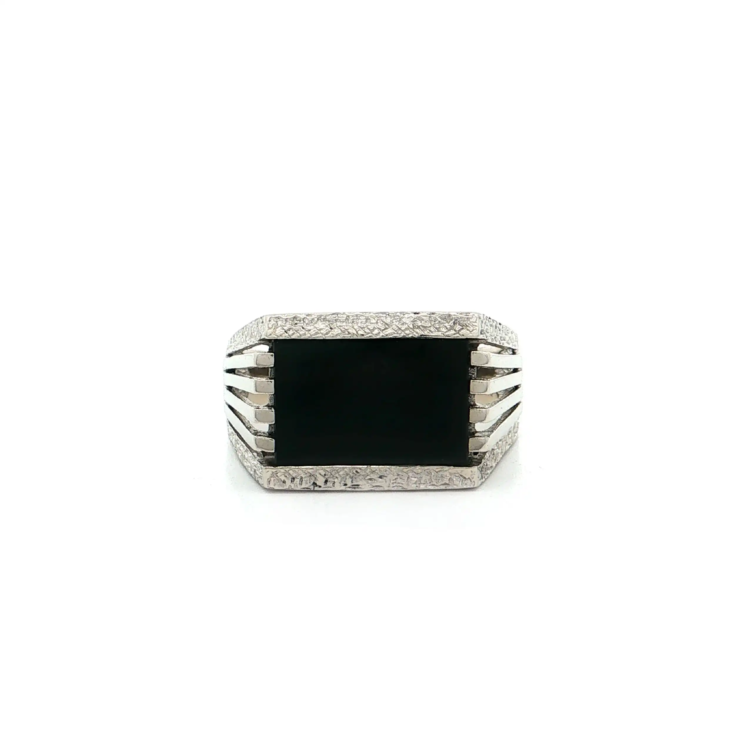 Ring Weißgold mit schwarzem Onyx