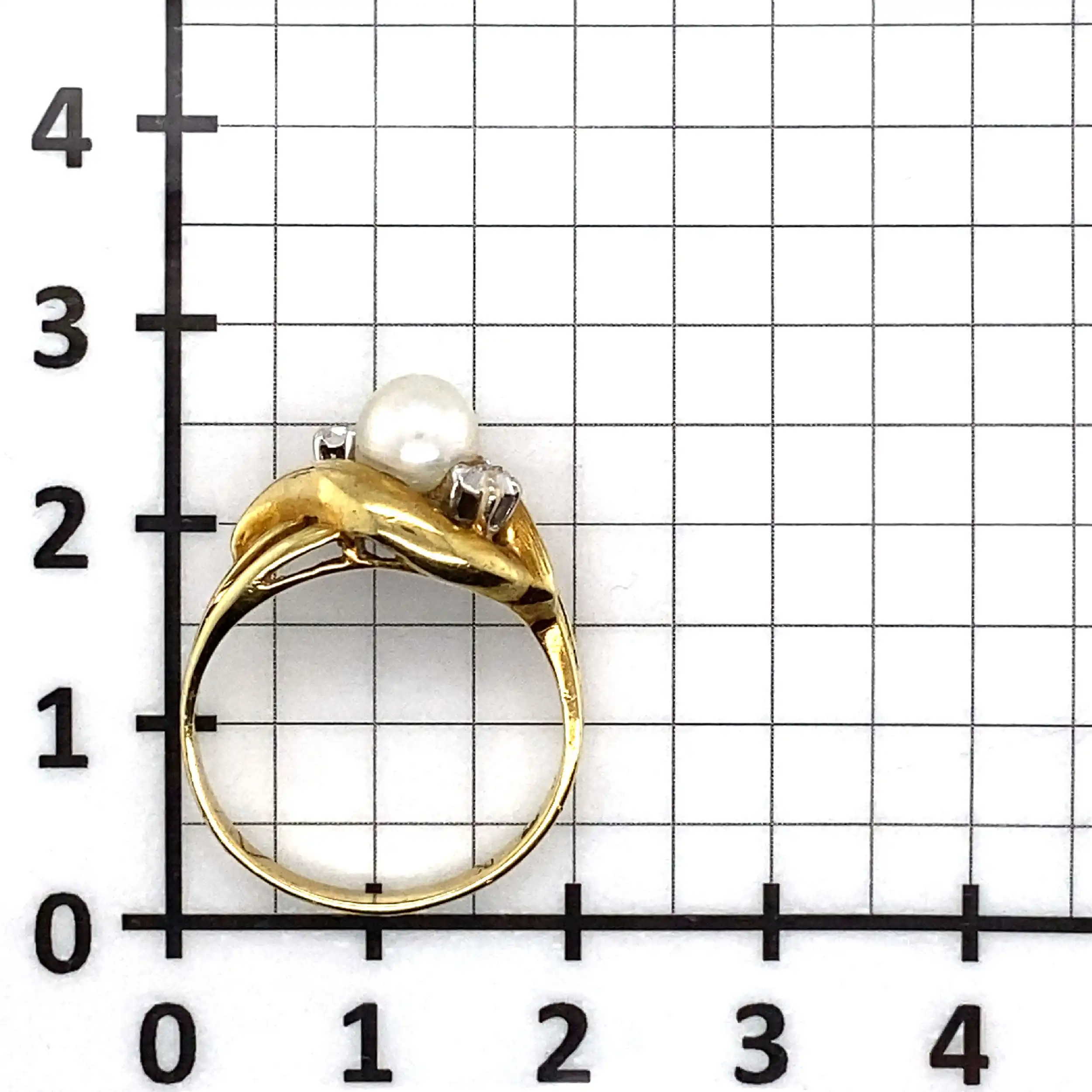 Ring Bicolor mit Diamanten und Perle Ring Bicolor mit Diamanten und Perle