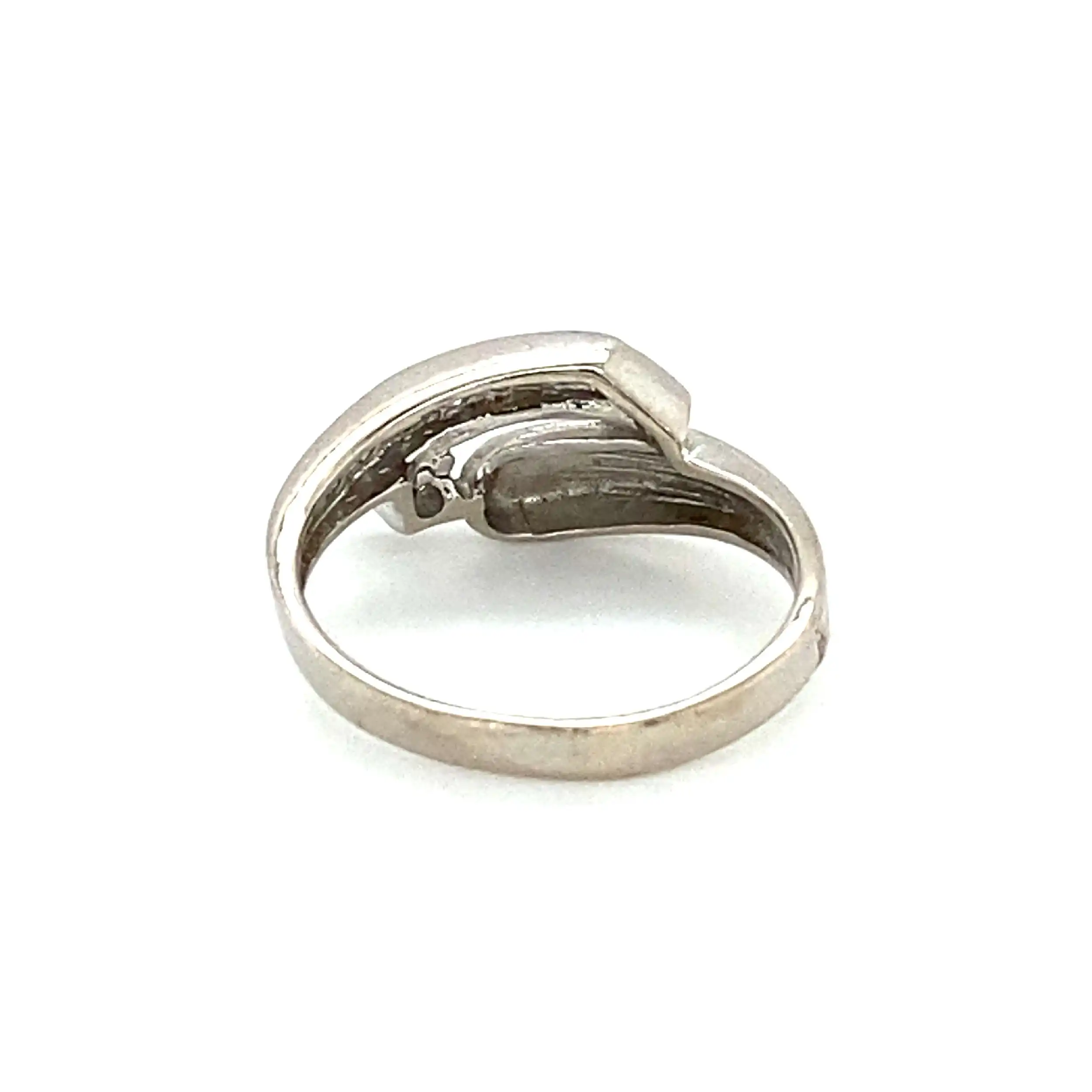 Ring Weißgold mit Brillant und Diamanten Ring Weißgold mit Brillant und Diamanten