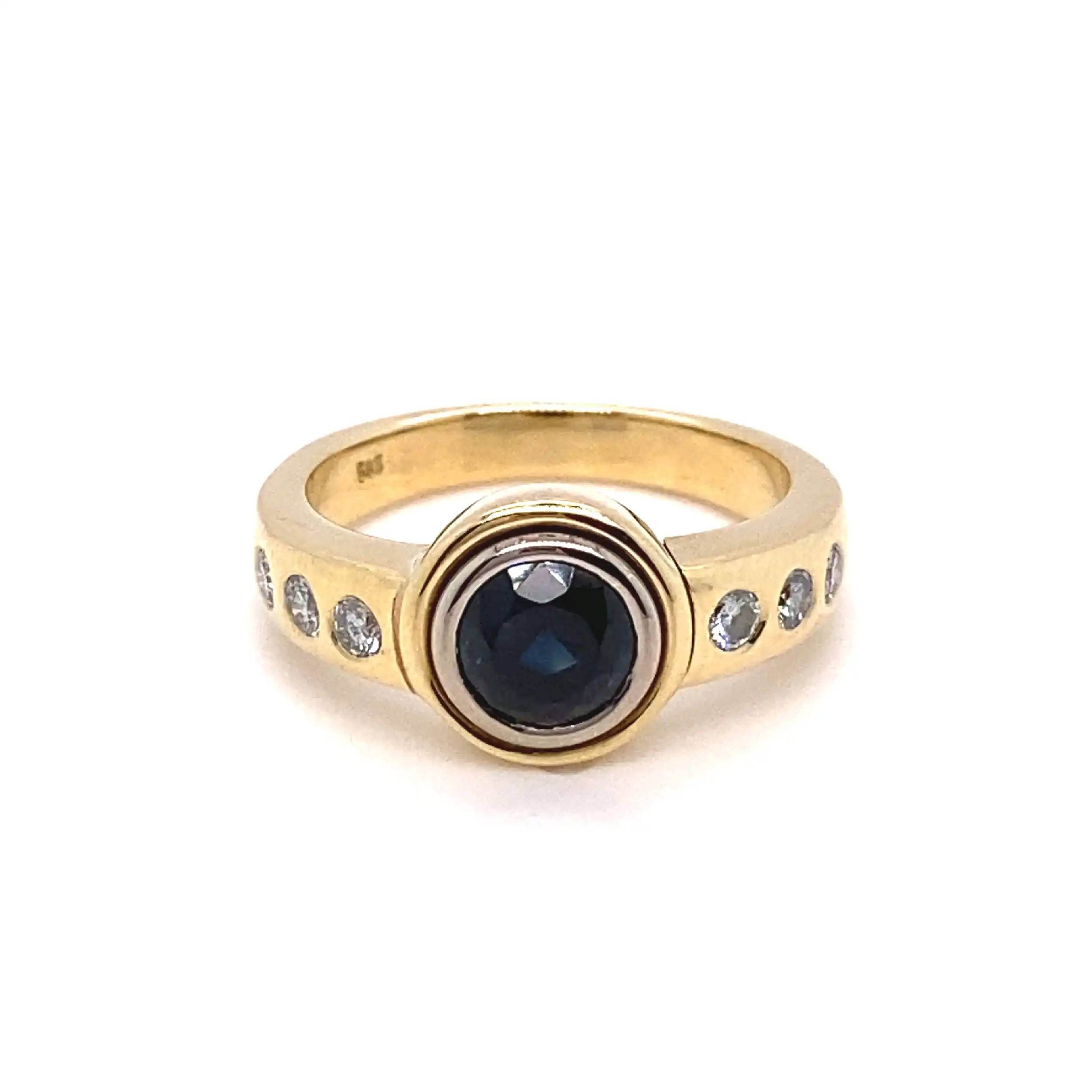Ring mit 6 Brillanten und Saphire Ring mit 6 Brillanten und Saphire