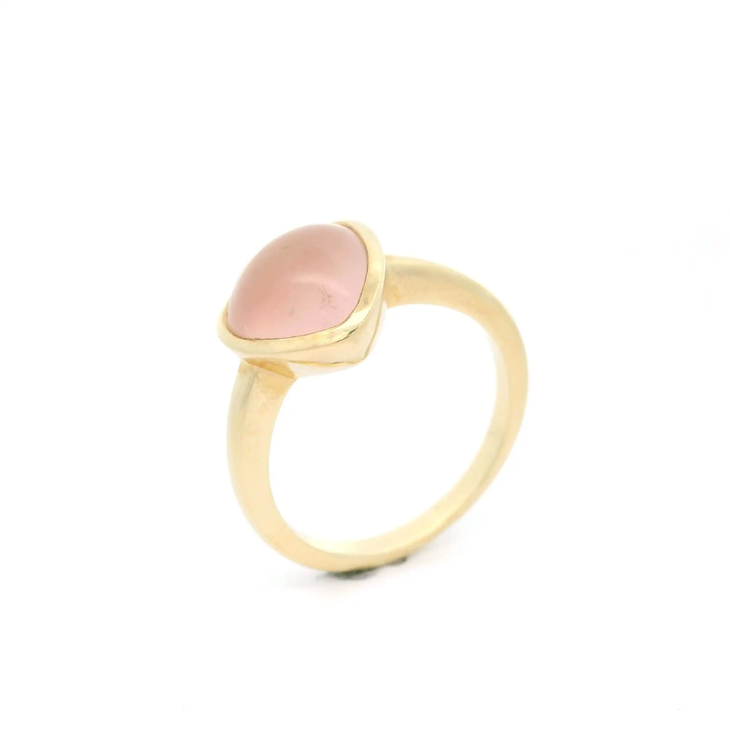 Ring Gelbgold mit Rosenquarz Cabochon Ring Gelbgold mit Rosenquarz Cabochon