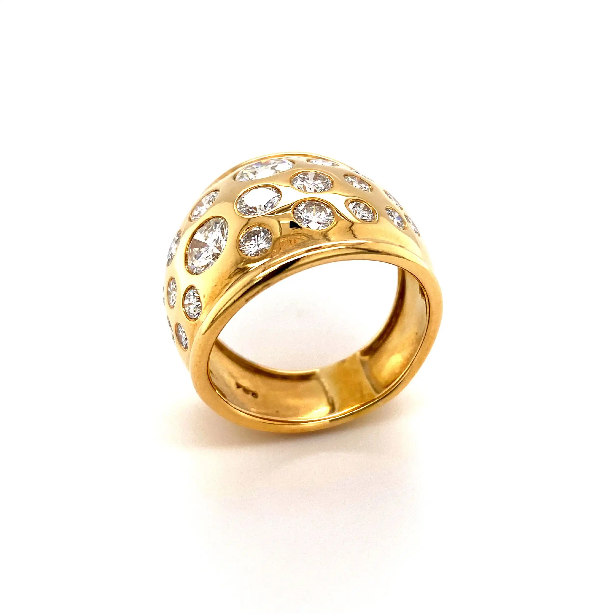 Ring Gelbgold Sternenhimmel mit Brillanten Ring Gelbgold Sternenhimmel mit Brillanten