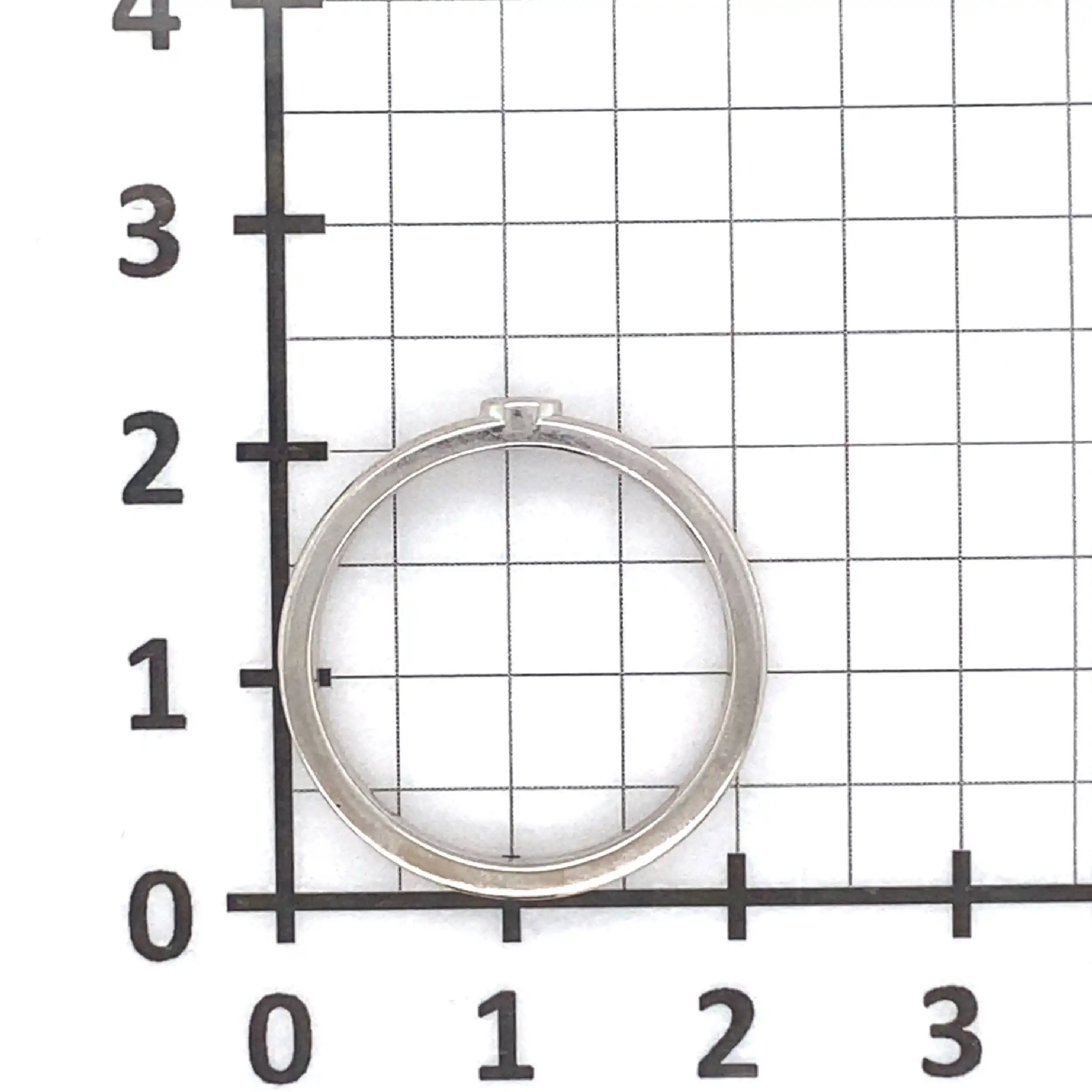 Ring Weißgold mit Brillant, graviert mit 0,08ct Ring Weißgold mit Brillant, graviert mit 0,08ct