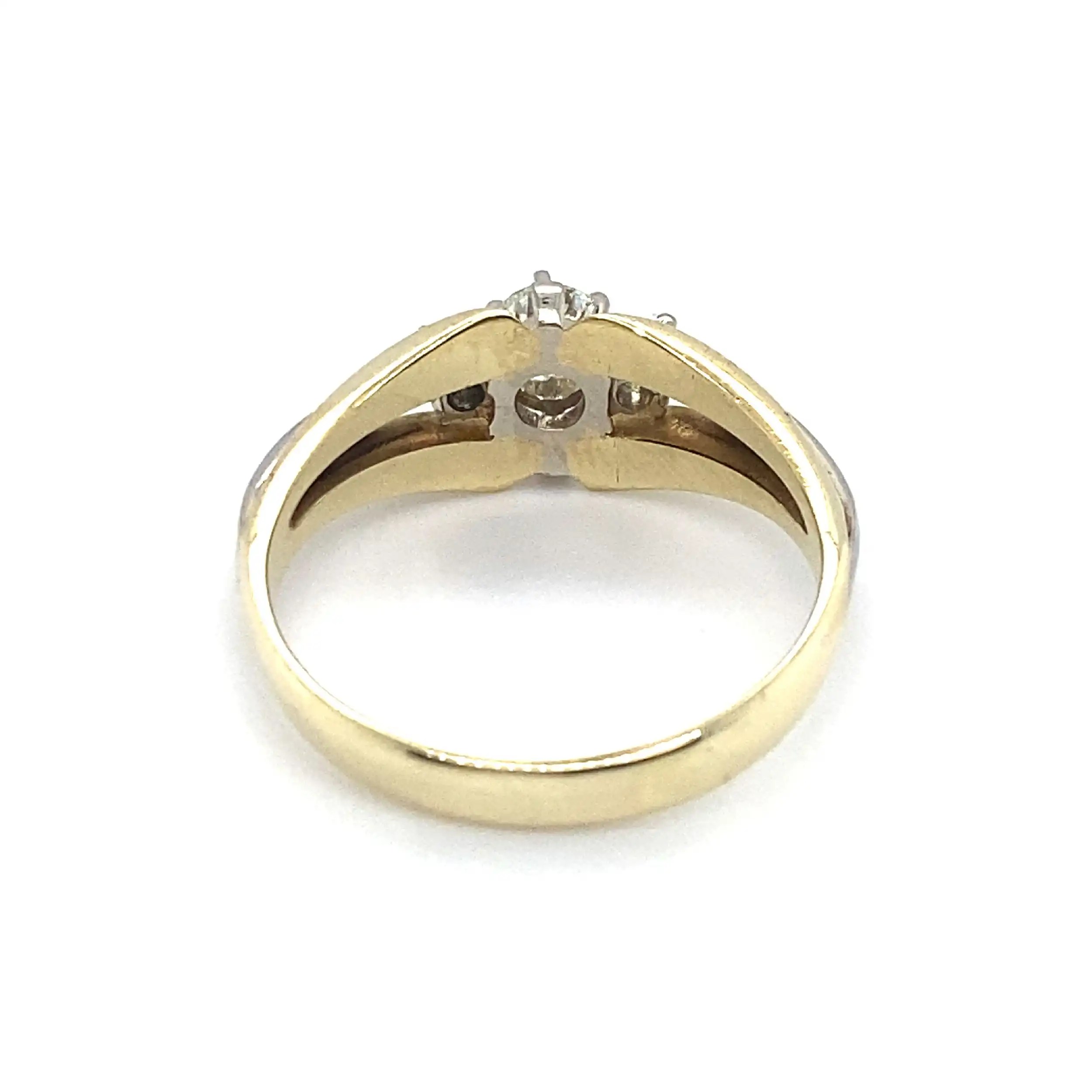 Ring Gelbgold mit Brillanten Ring Gelbgold mit Brillanten