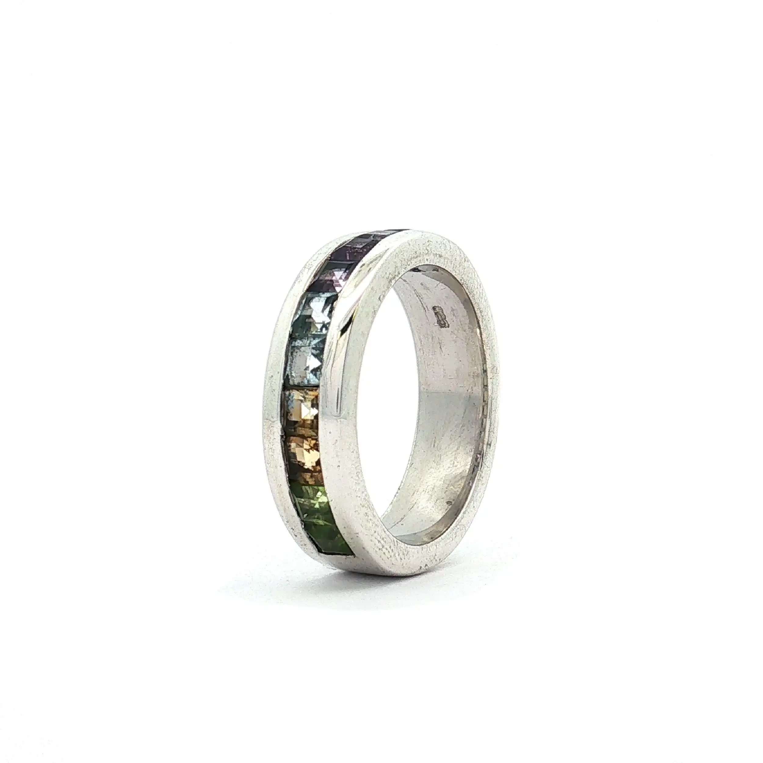 Ring Silber mit bunten Steinen