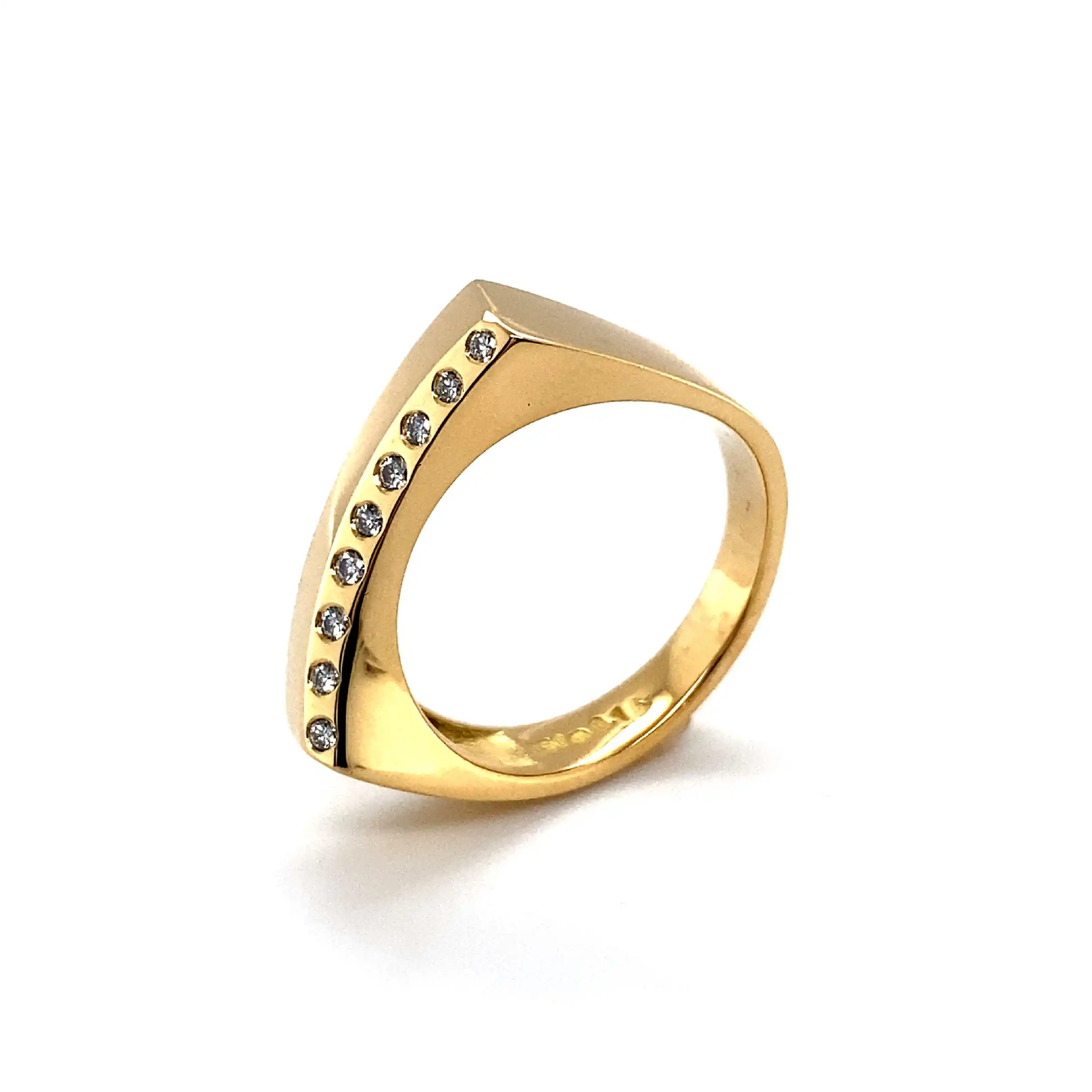 Ring Gelbgold mit Brillanten , graviert mit 0,14ct Ring Gelbgold mit Brillanten , graviert mit 0,14ct