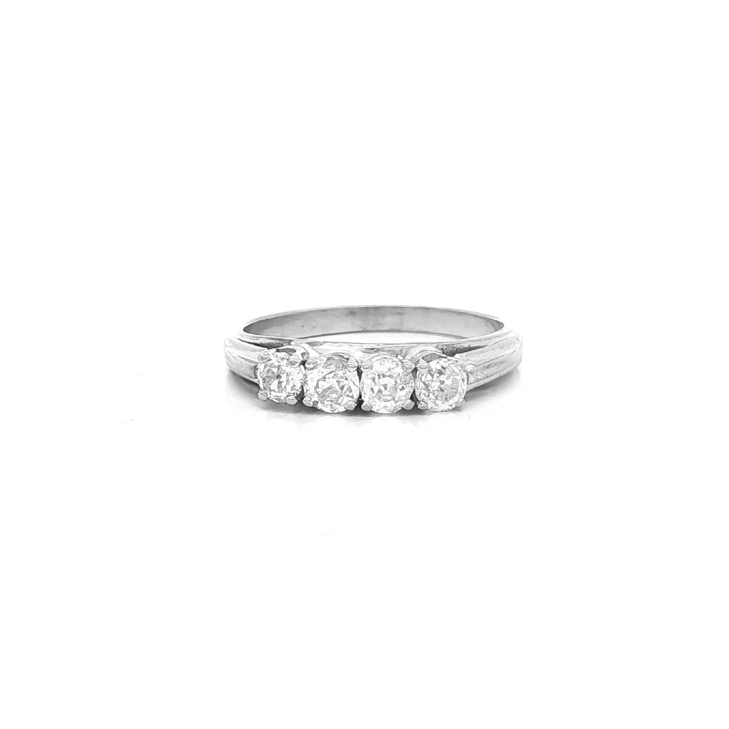 Ring Weißgold mit Altschliff Brillanten Ring Weißgold mit Altschliff Brillanten