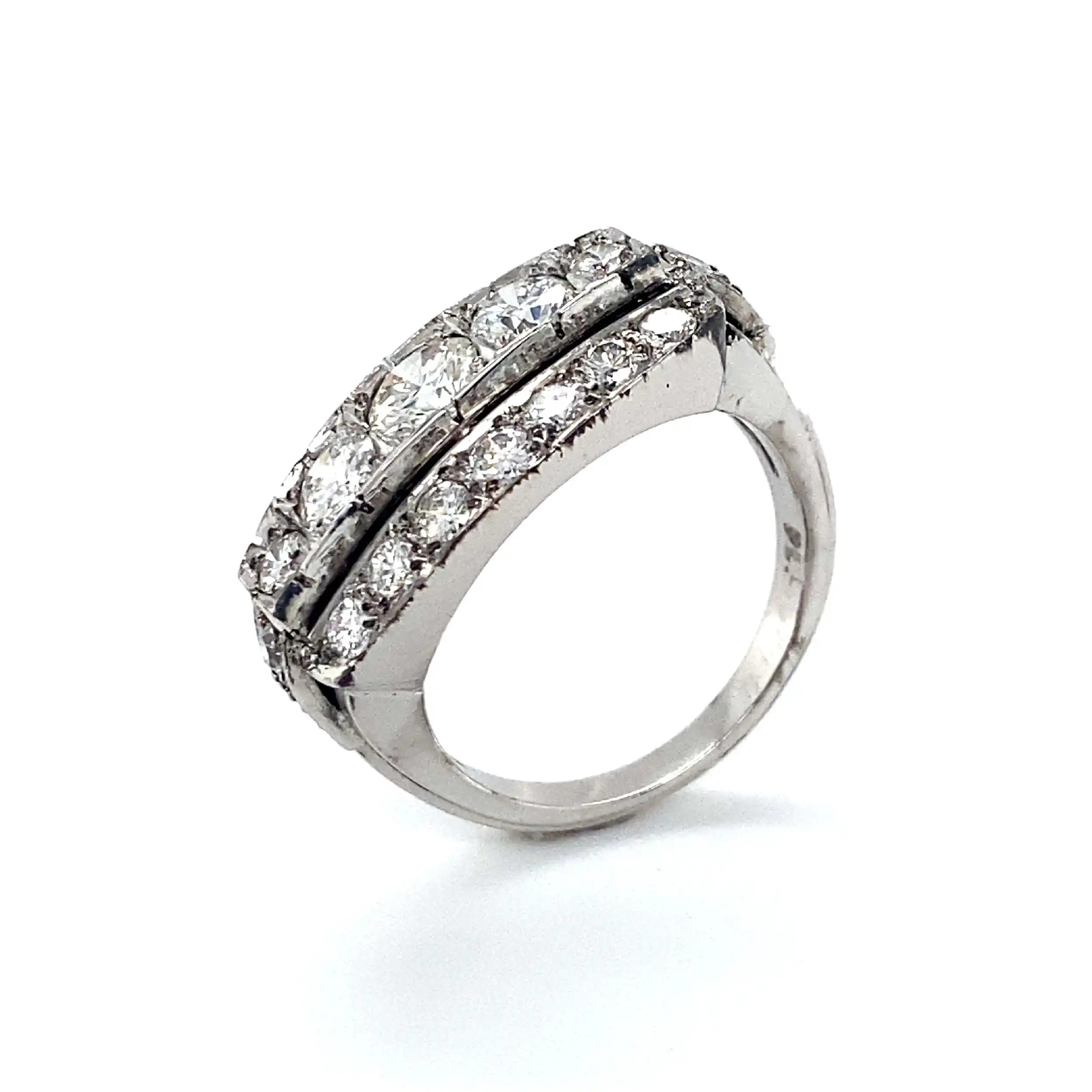 Ring Platin mit Brillanten Ring Platin mit Brillanten