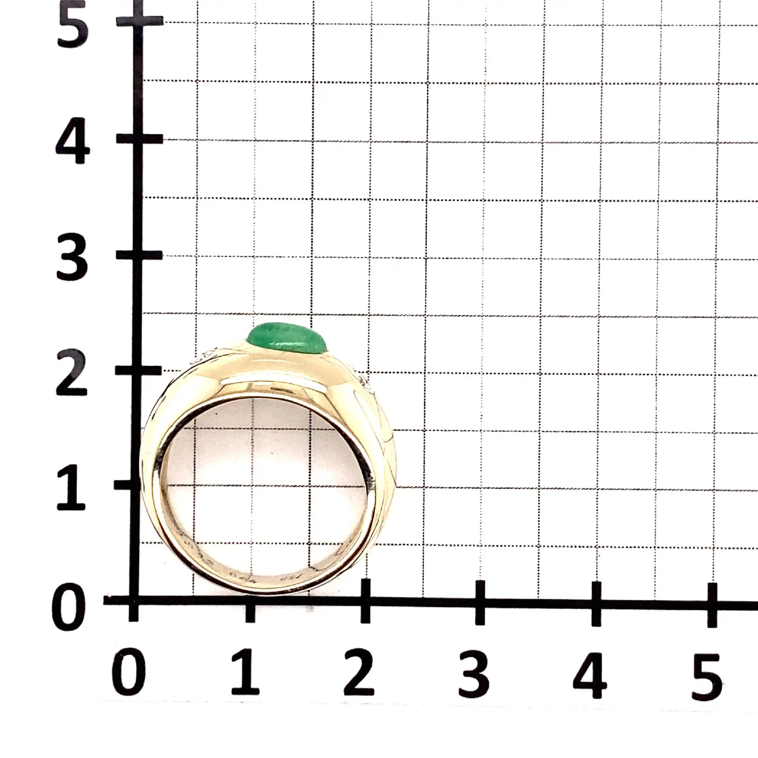 Ring Weißgold mit Smaragd Cabochon, graviert mit 0,64ct und Brillanten, graviert mit 0,13ct