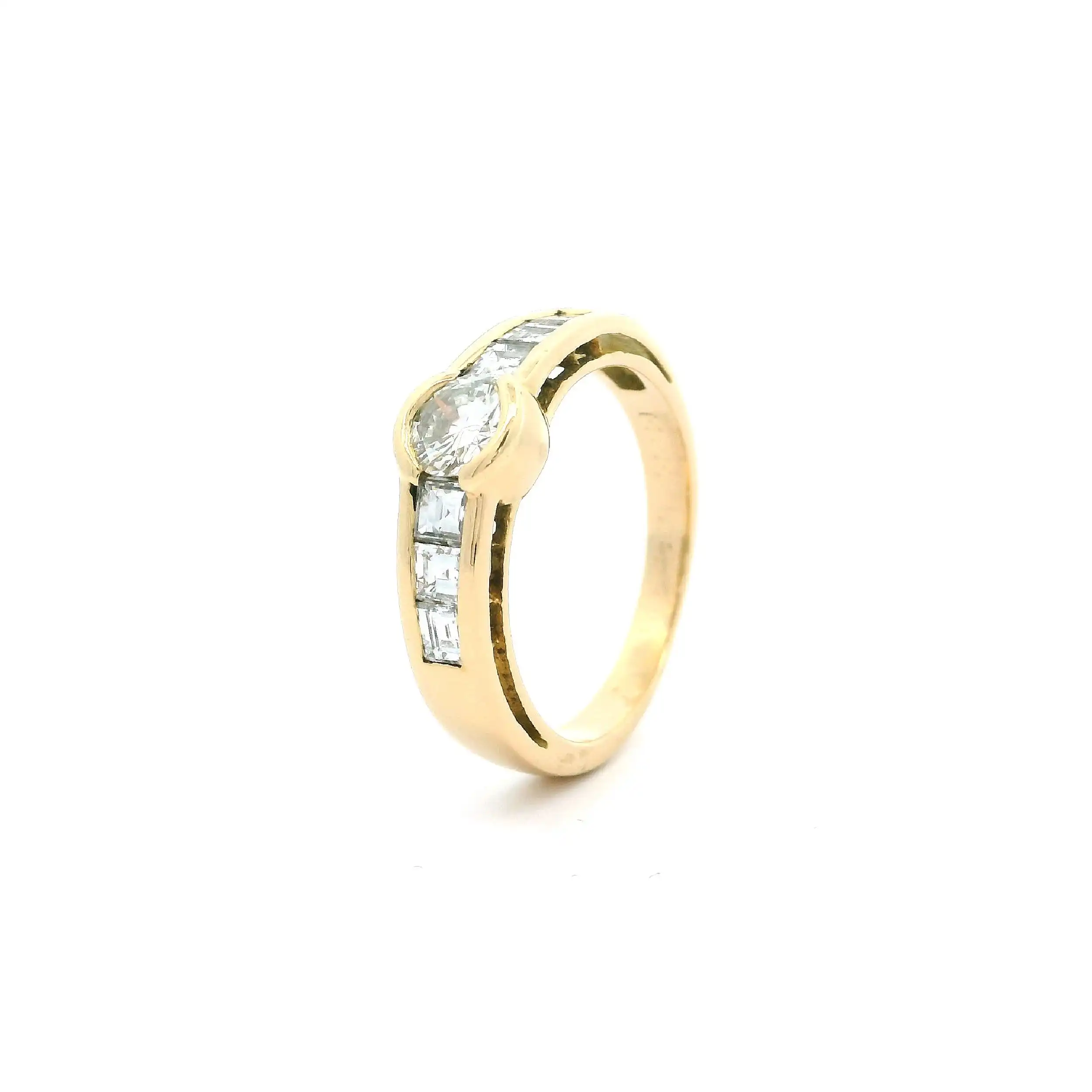 Ring Gelbgold mit Carée-Brillanten & Brillant