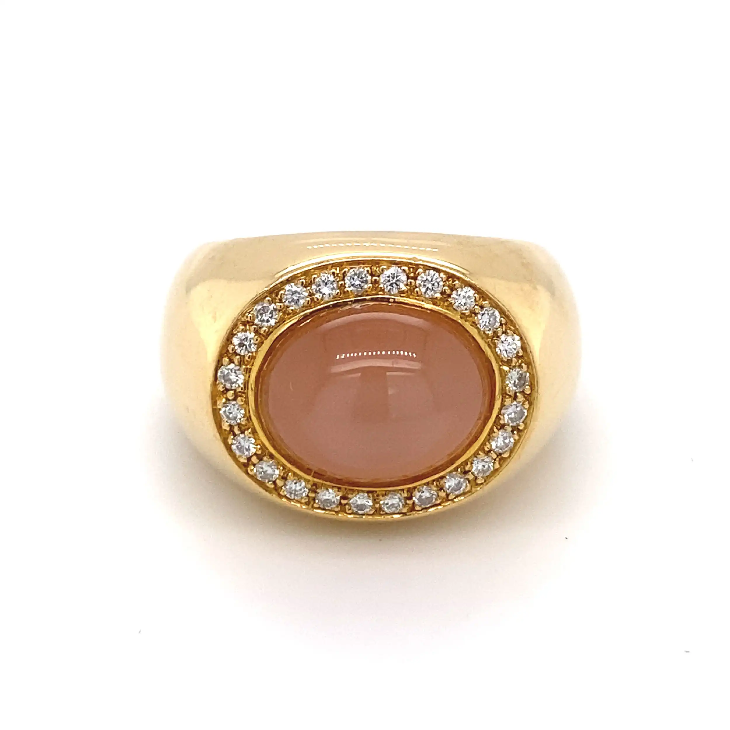 Ring Gelbgold mit rosa Mondstein Cabochon und Brillanten Ring Gelbgold mit rosa Mondstein Cabochon und Brillanten