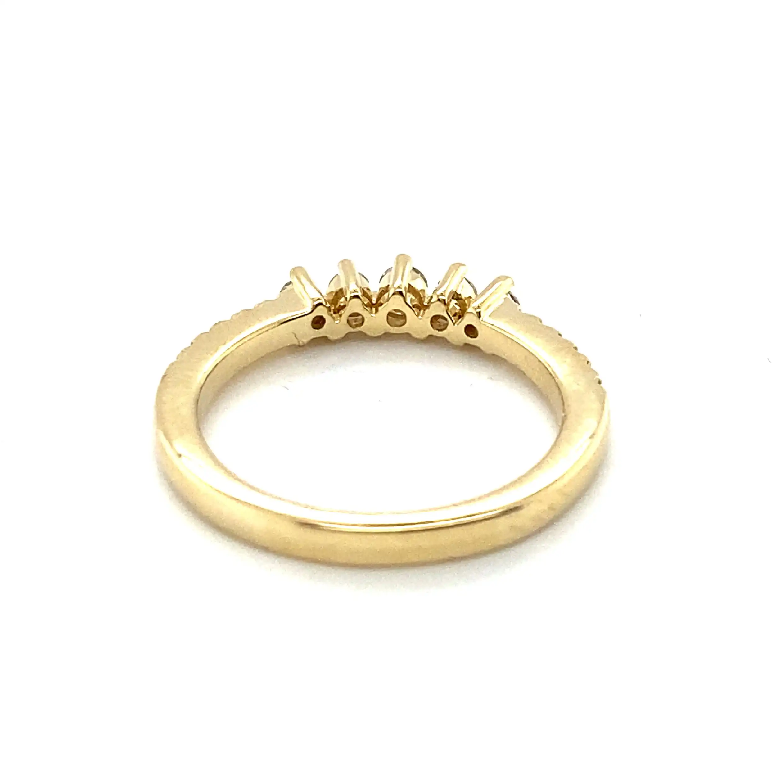 Ring Gelbgold mit Brillanten Ring Gelbgold mit Brillanten