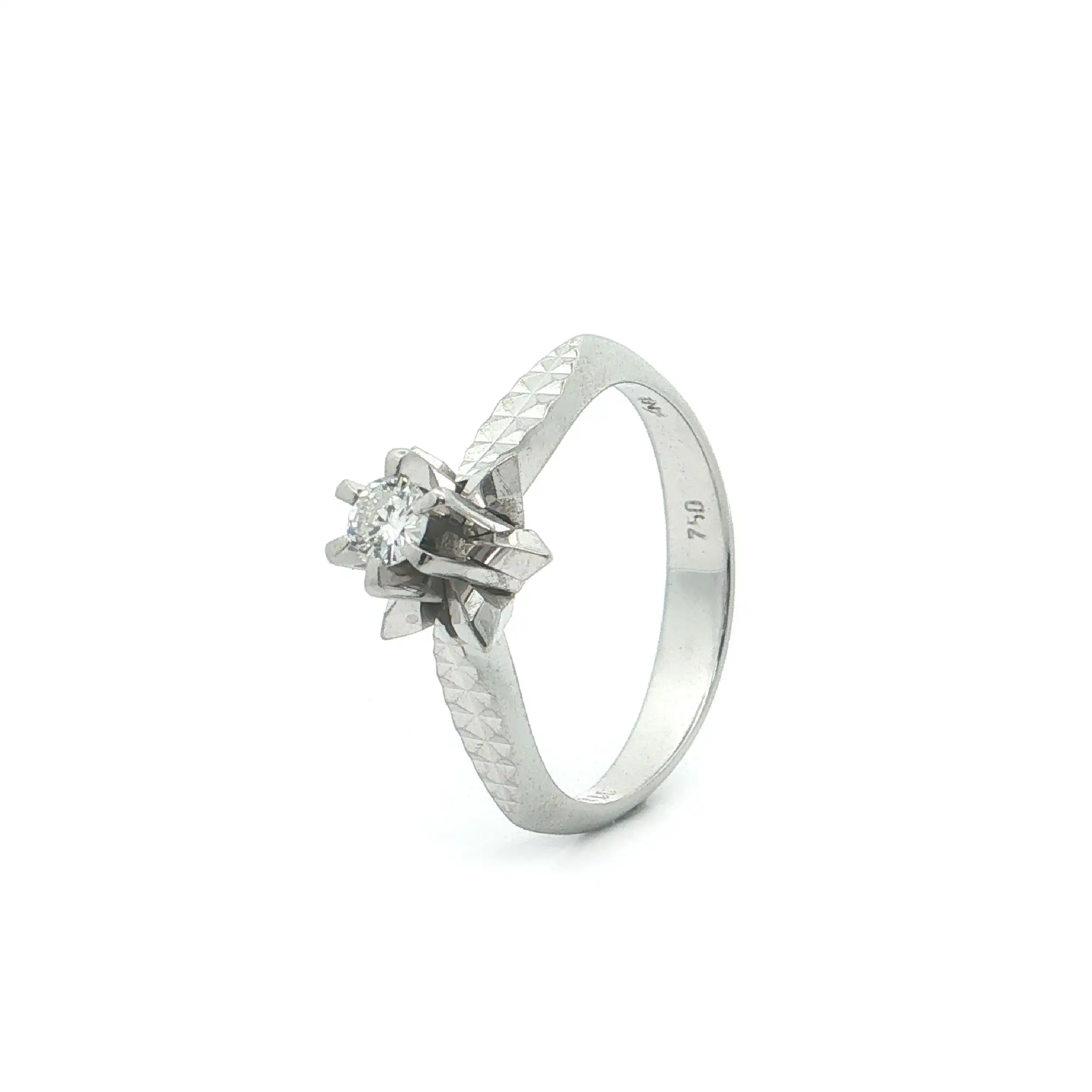 Ring Weißgold mit Brillant, graviert mit 0,13ct
