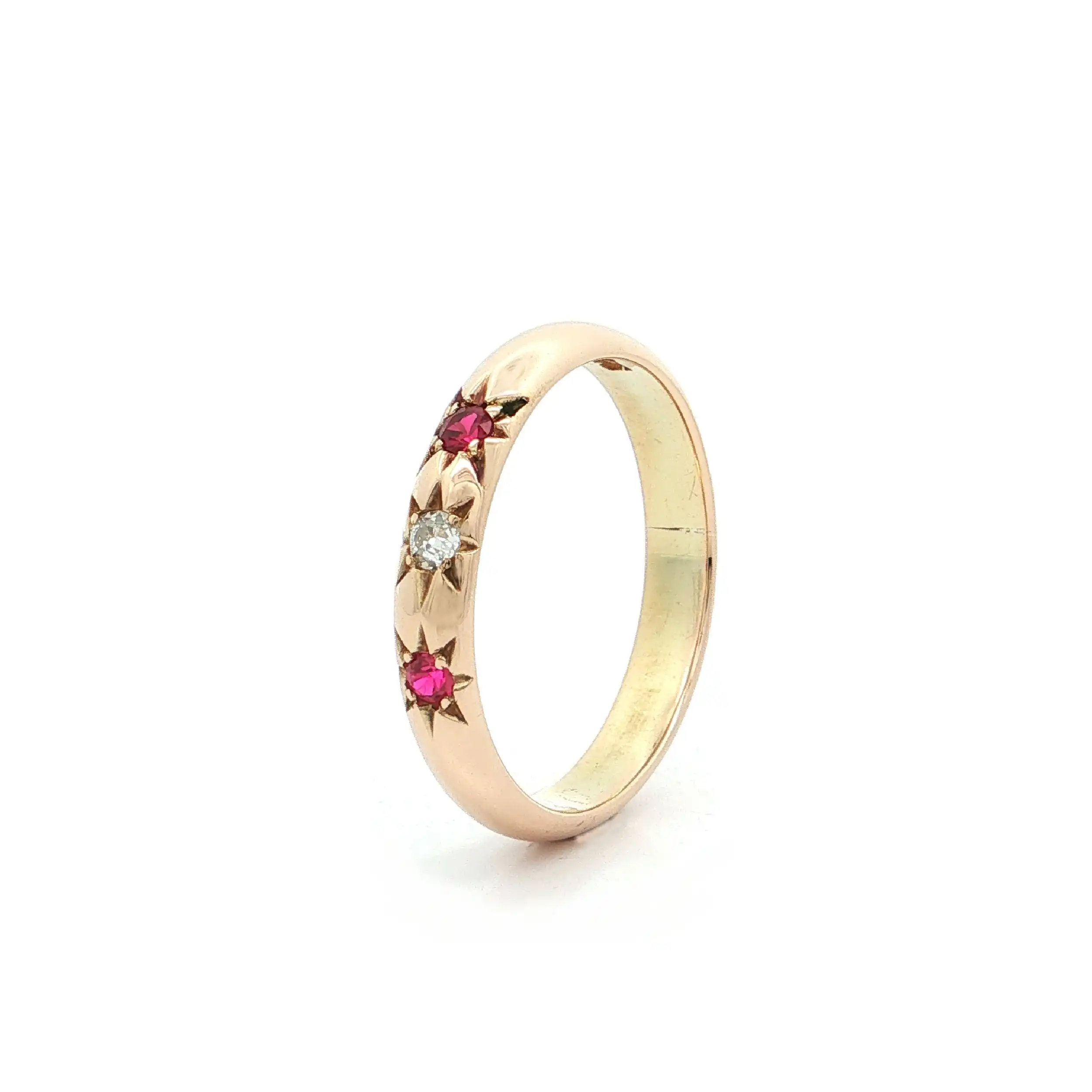 Ring Gelbgold mit Rubinen und Diamant