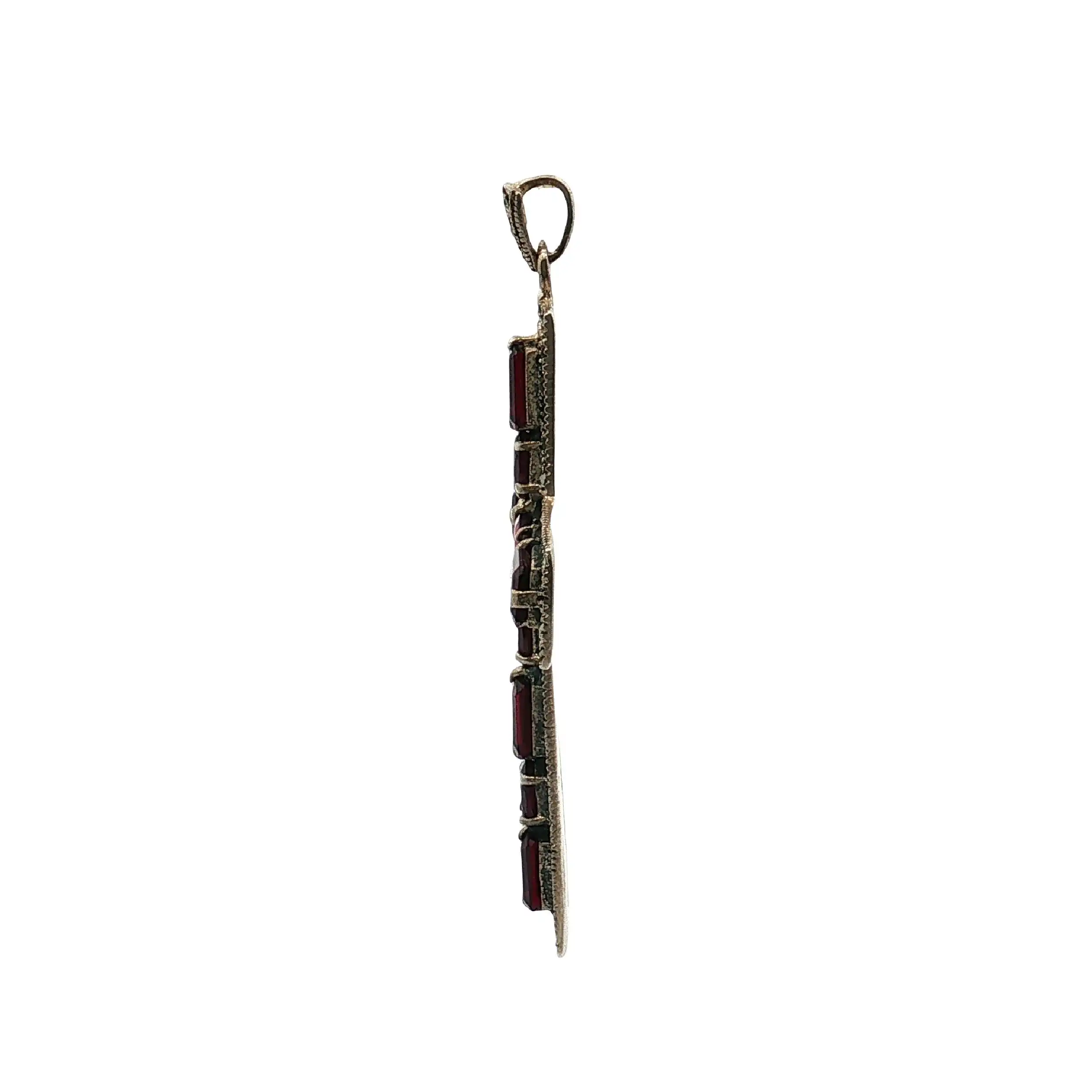 Kreuz Anhänger mit roten Steinen und Markasit