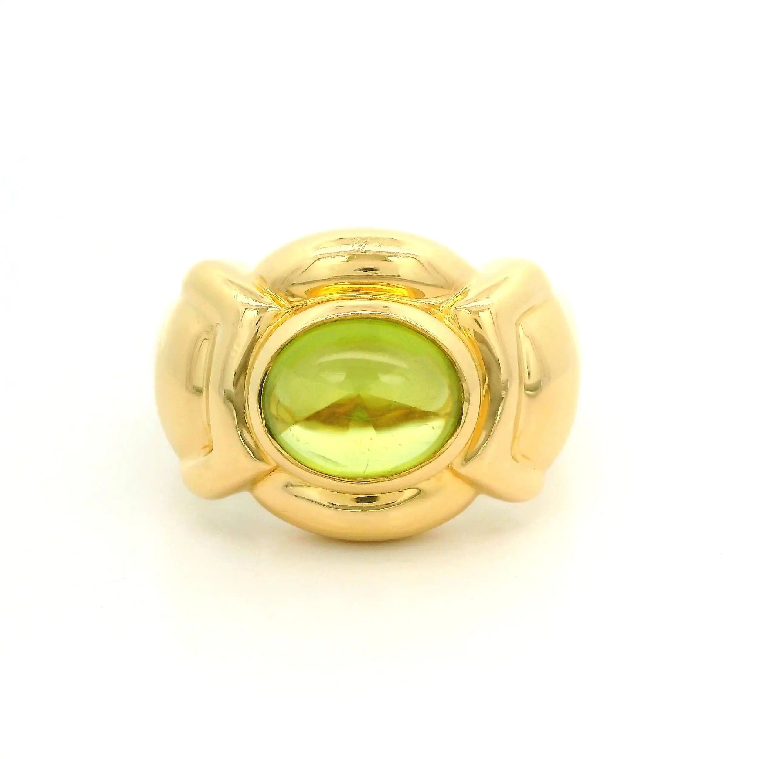 Ring Gelbgold mit grünem Cabochon