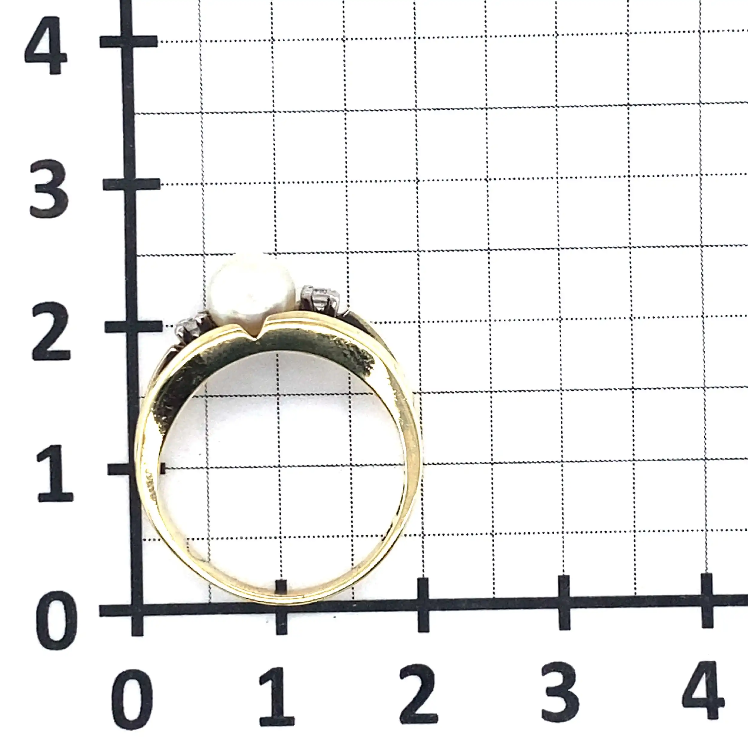 Ring Gelbgold mit Perle und Brillanten Ring Gelbgold mit Perle und Brillanten