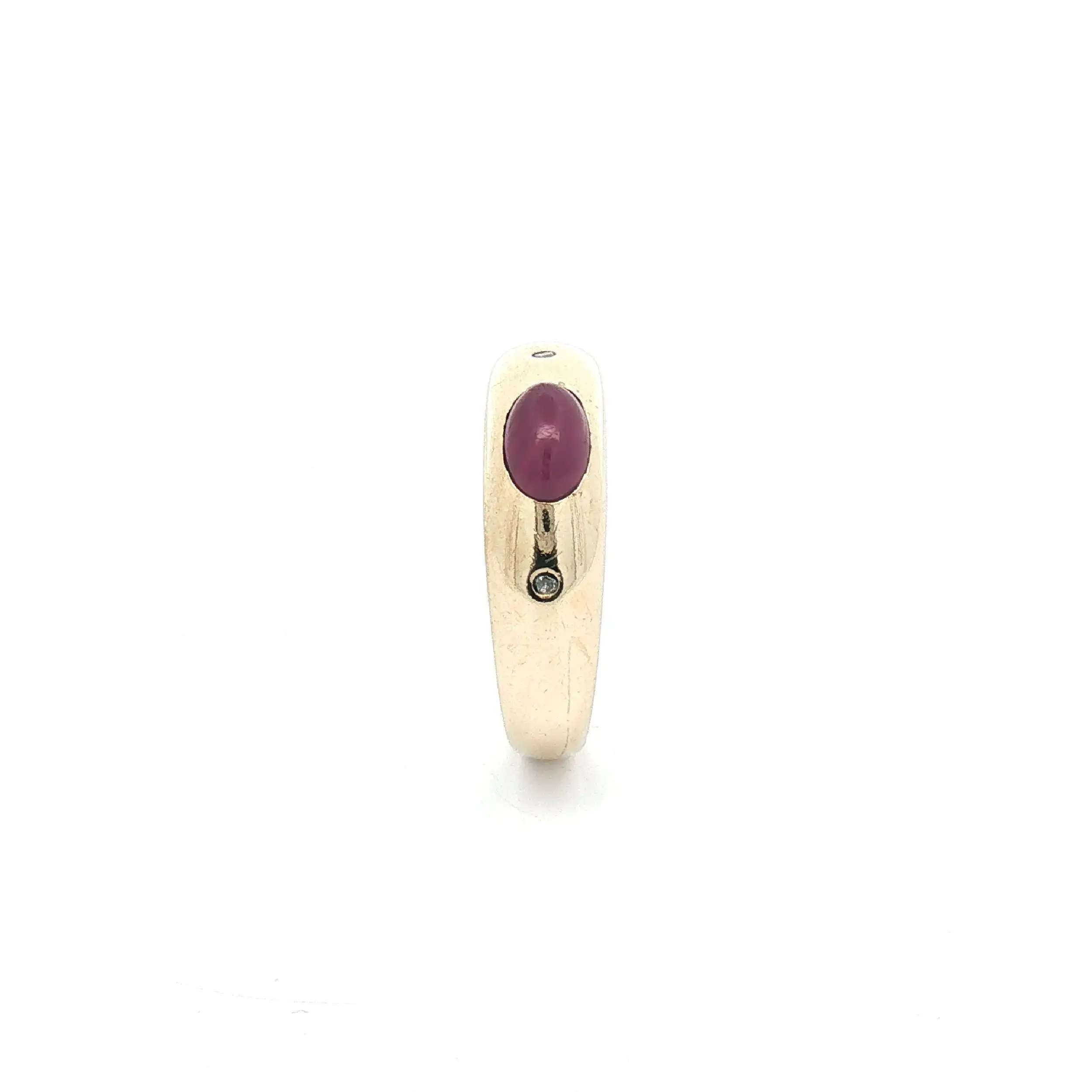 Bandring Gelbgold mit Diamanten und Rubin Cabochon Bandring Gelbgold mit Diamanten und Rubin Cabochon