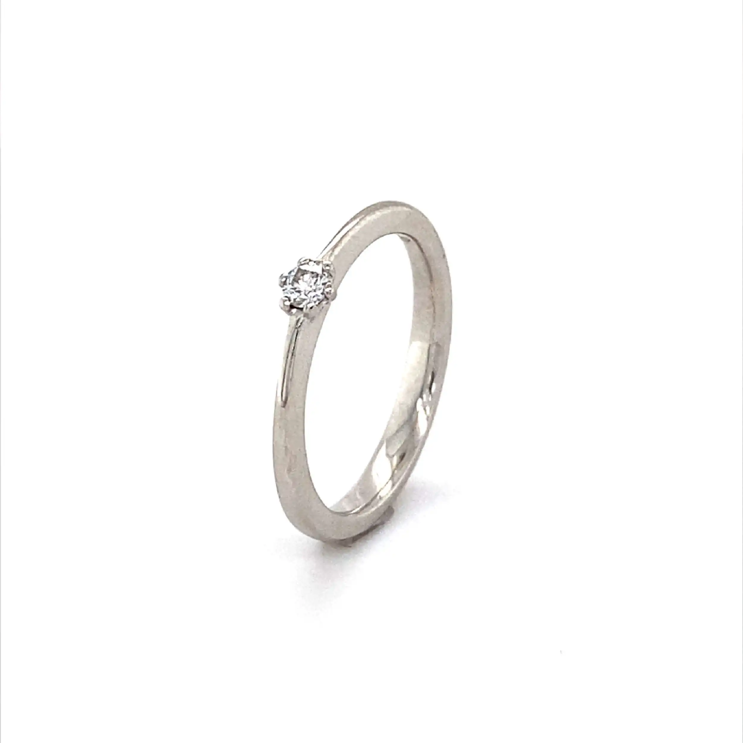 Ring Weißgold mit Brillant, graviert mit 0,1ct Ring Weißgold mit Brillant, graviert mit 0,1ct