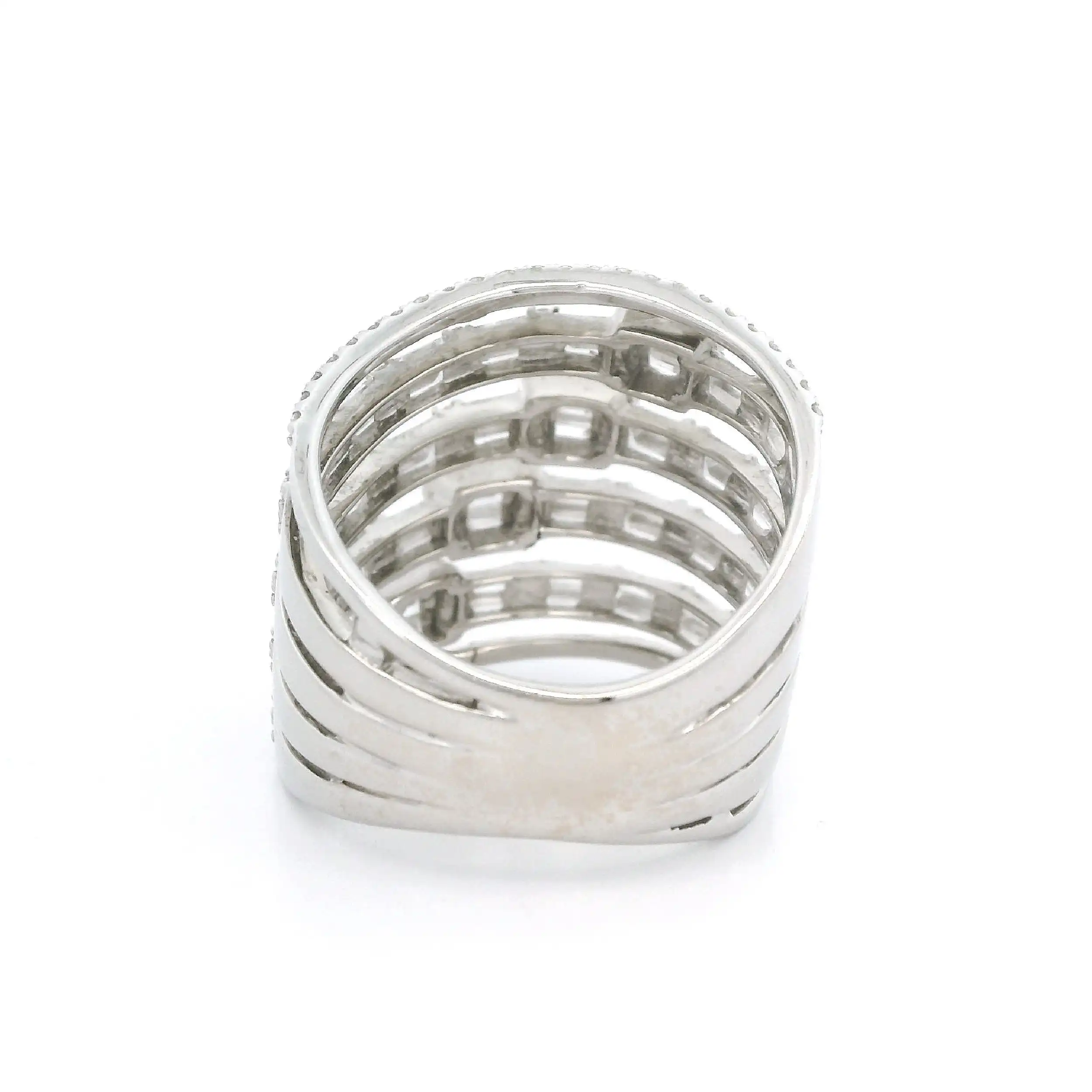 Ring Weißgold mit Baguette Diamanten und Brillanten