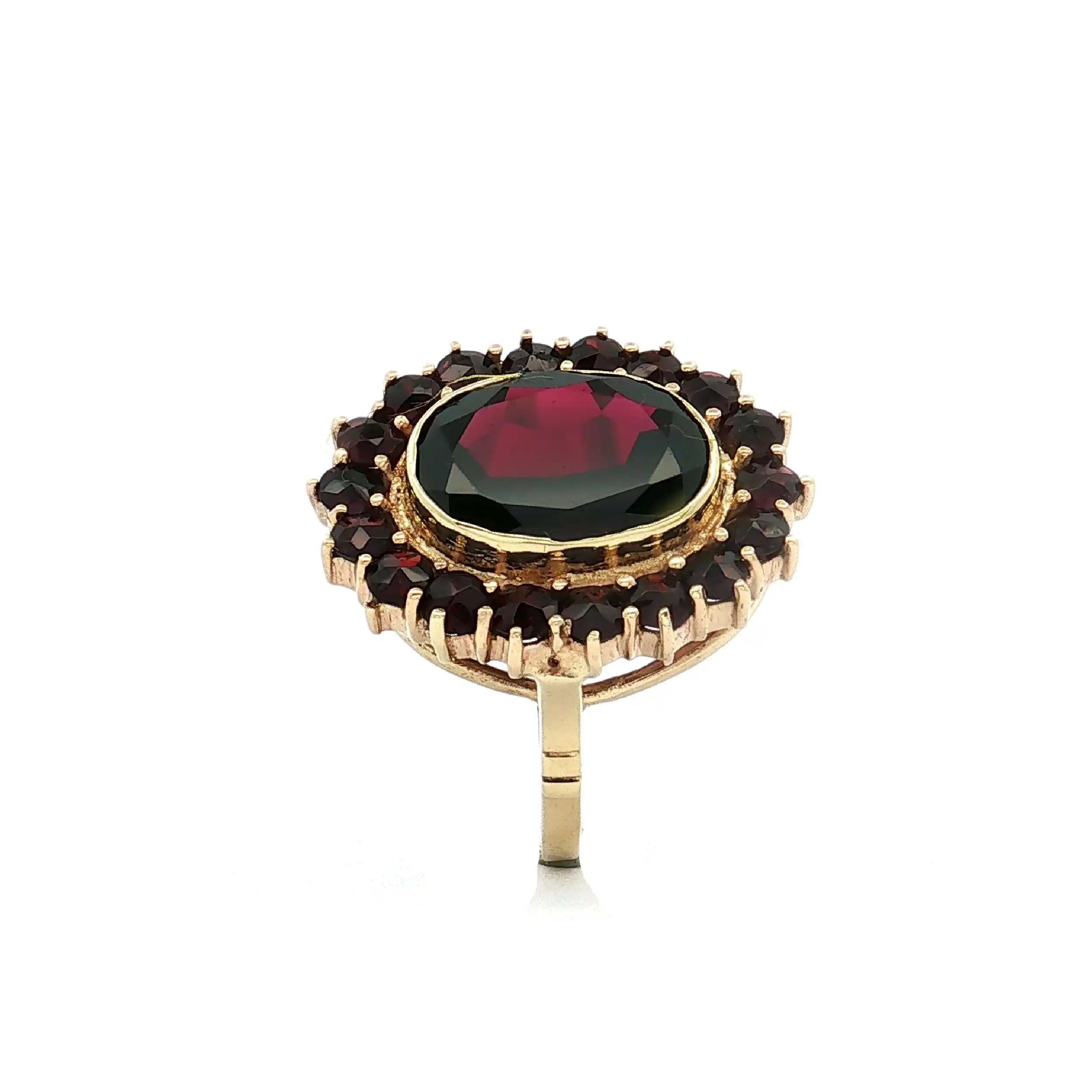 Ring Gelbgold mit Granat Ring Gelbgold mit Granat