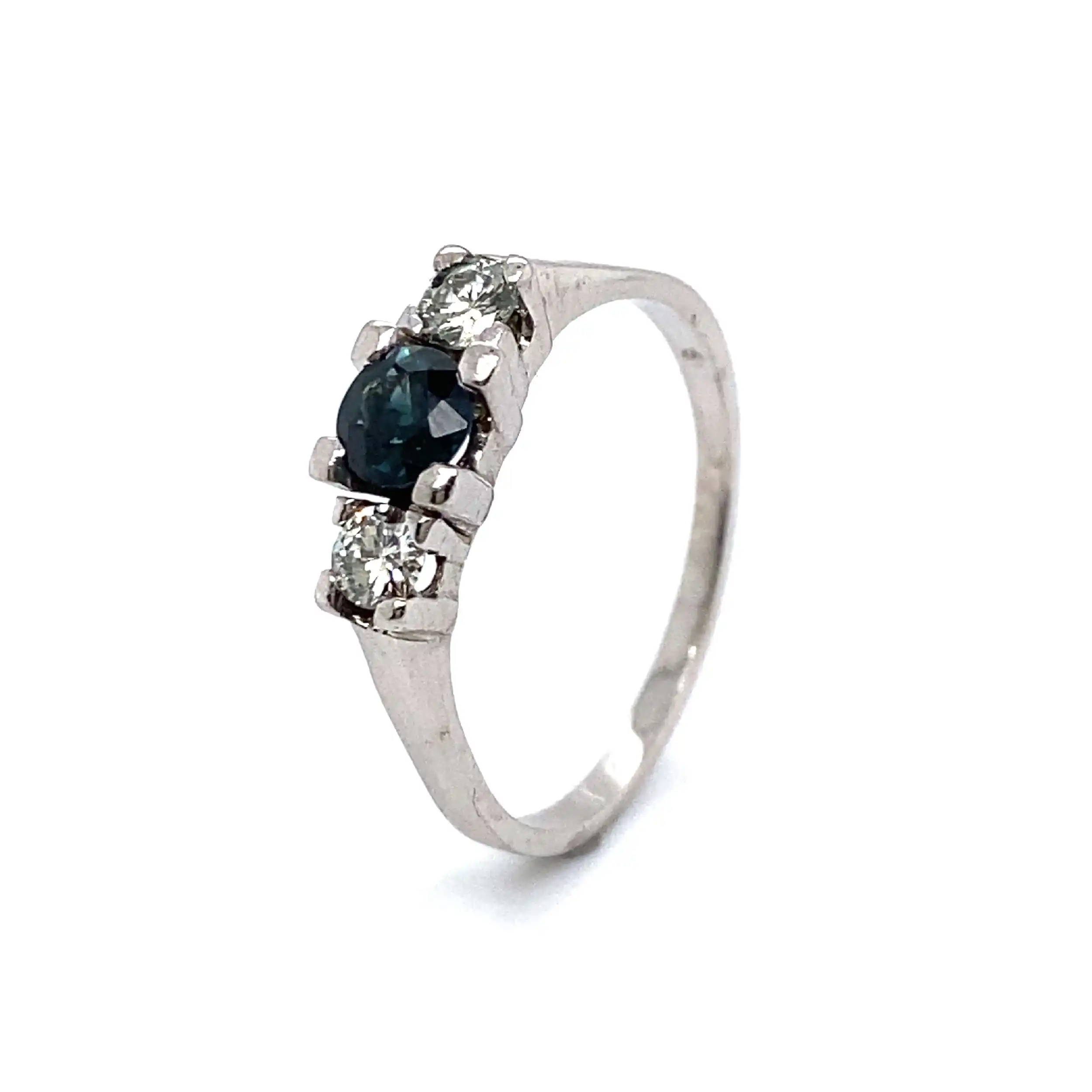 Damenring mit Saphir und Brillanten ca. 0,30 ct Damenring mit Saphir und Brillanten ca. 0,30 ct