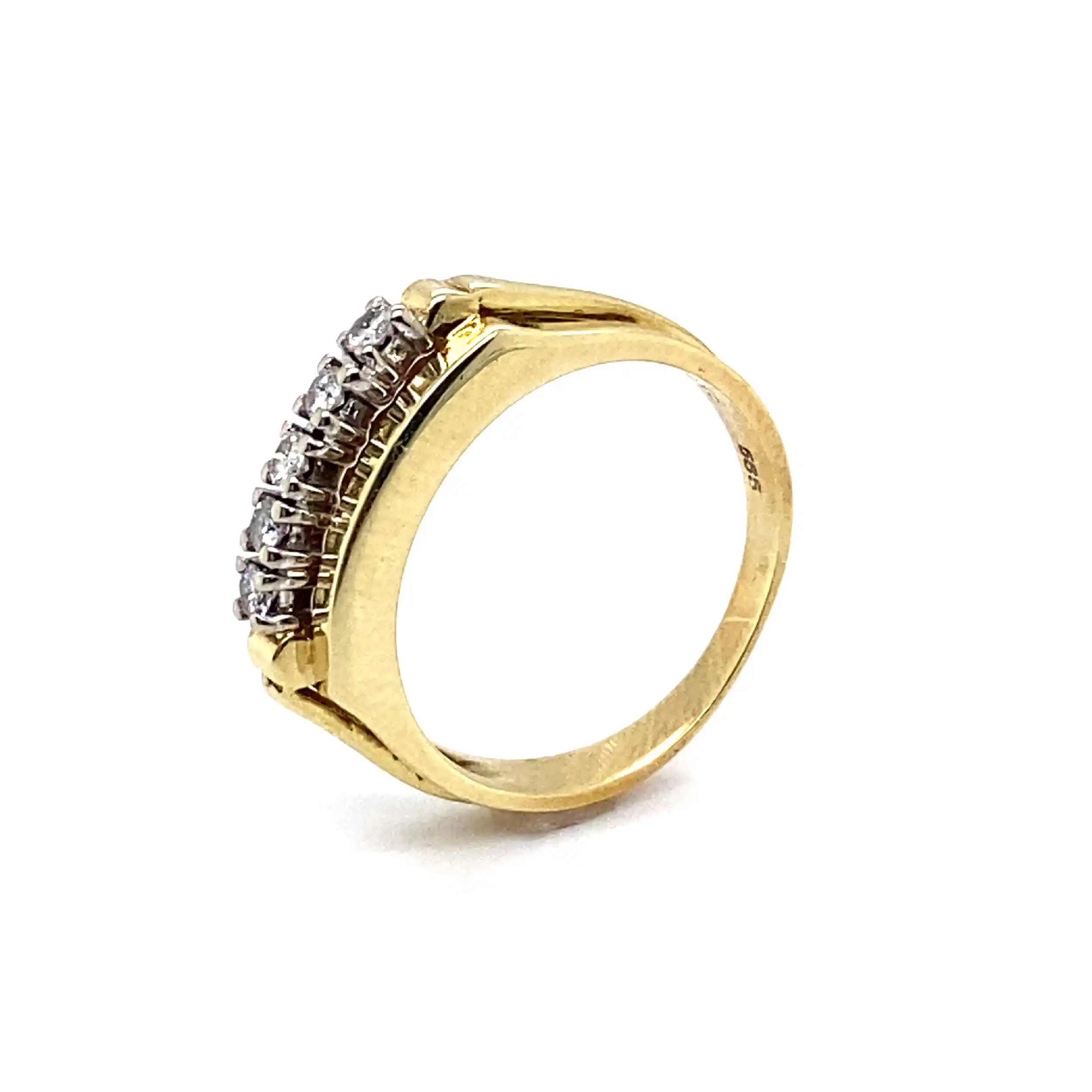 Ring Gelbgold mit Brillanten, graviert mit 0,18ct Ring Gelbgold mit Brillanten, graviert mit 0,18ct