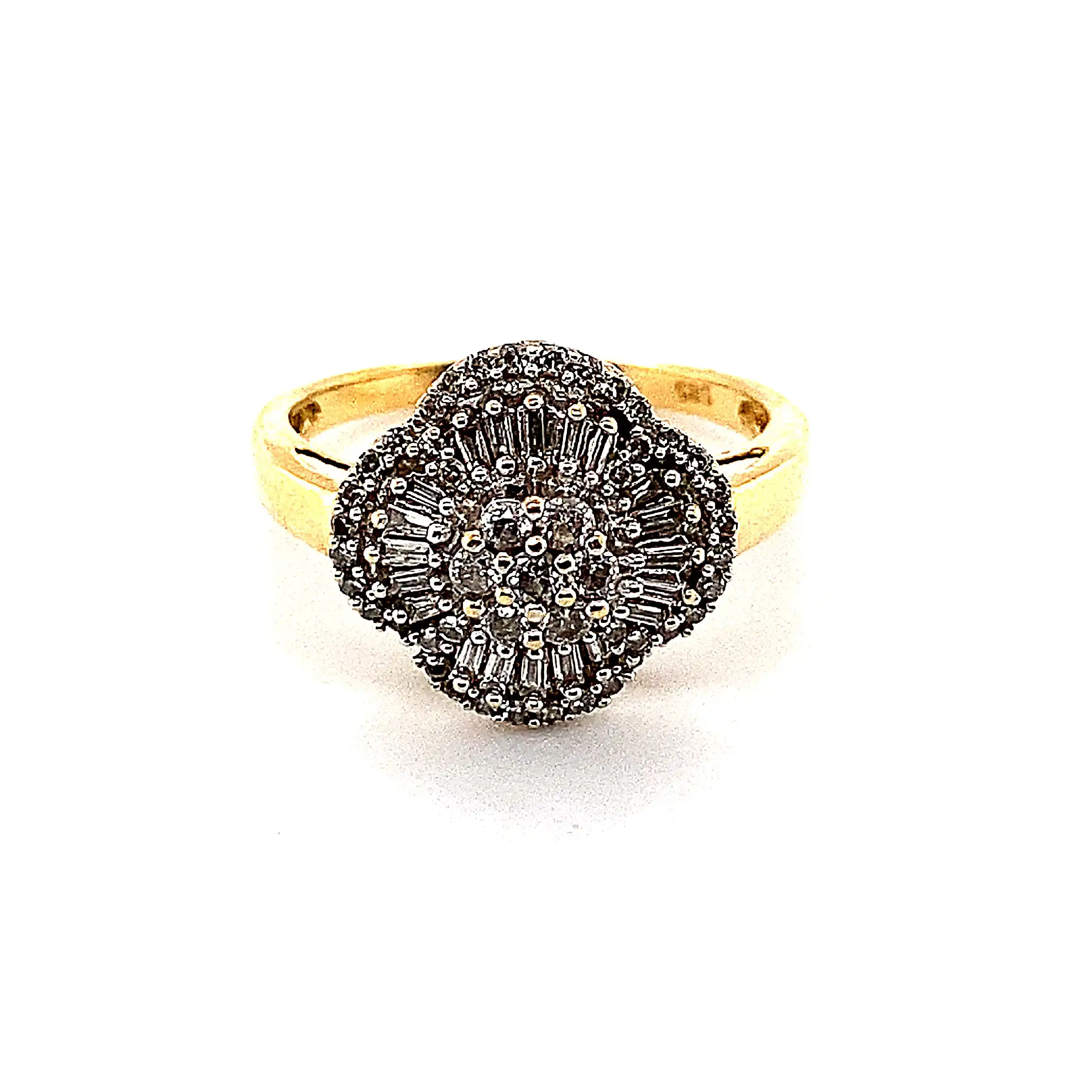 Ring Bicolor mit Brillanten und Diamanten Ring Bicolor mit Brillanten und Diamanten