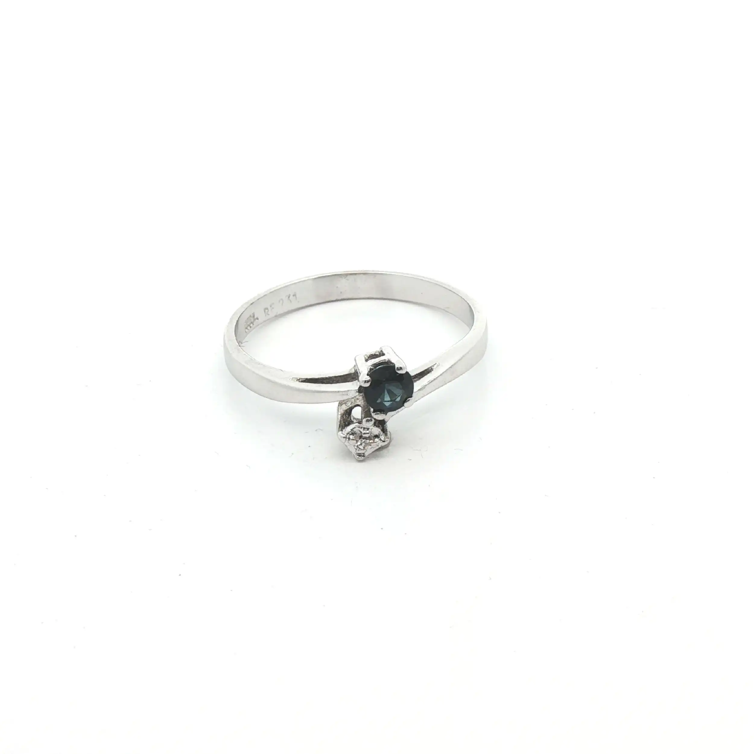 Ring Weißgold mit Saphir und Diamant Ring Weißgold mit Saphir und Diamant