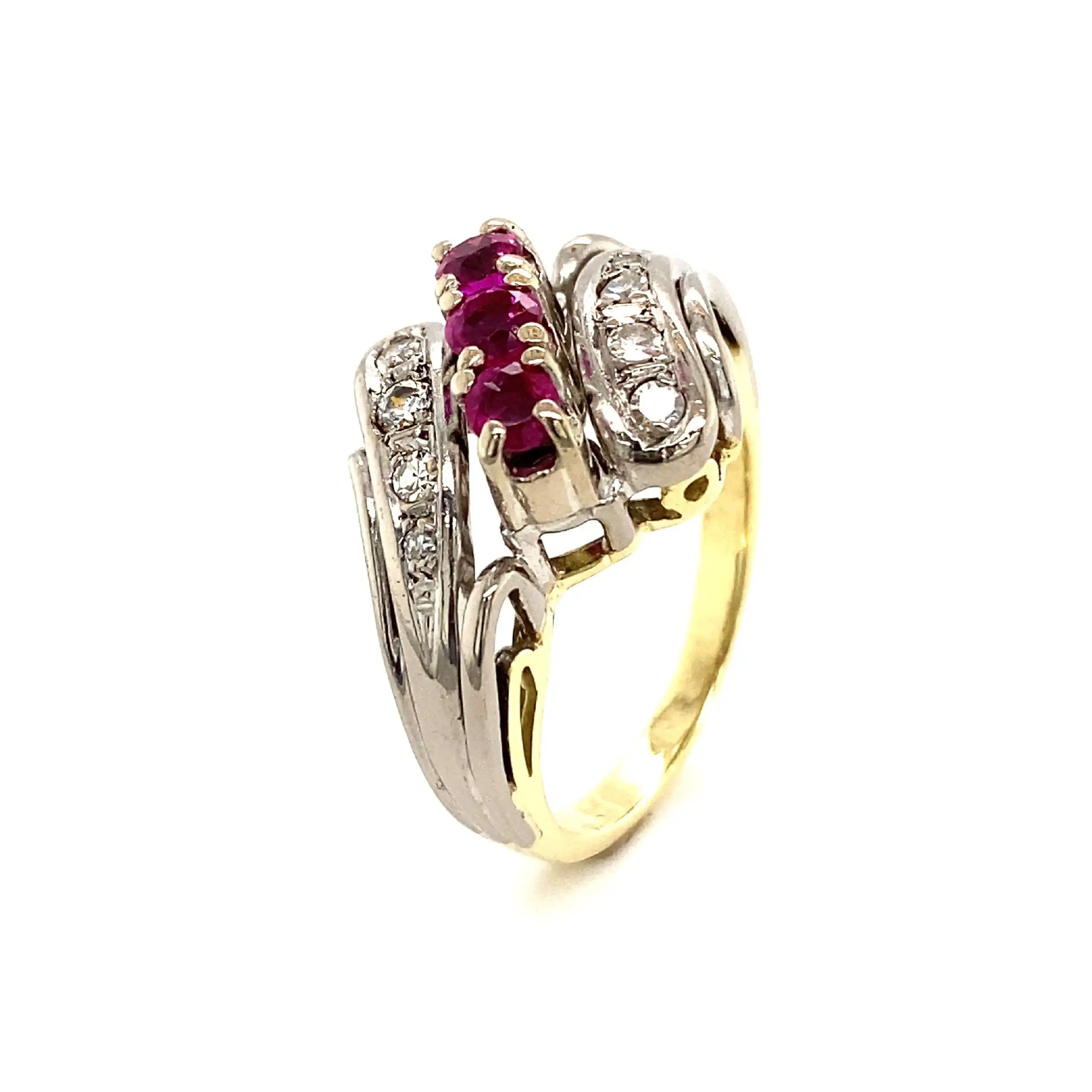 Ring Bicolor mit Rubine & Diamanten Ring Bicolor mit Rubine & Diamanten