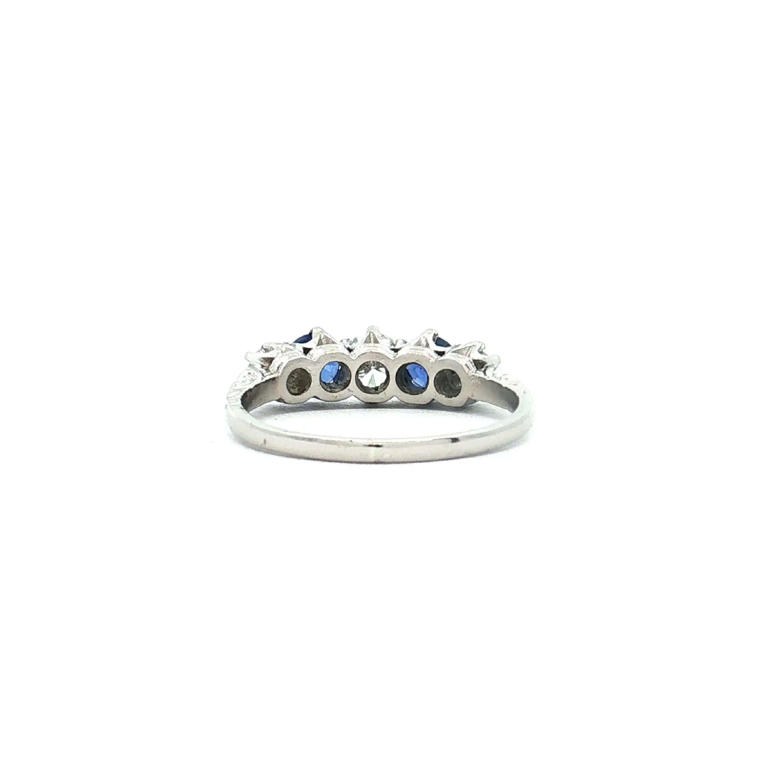 Ring Weißgold mit Brillanten und Saphiren Ring Weißgold mit Brillanten und Saphiren