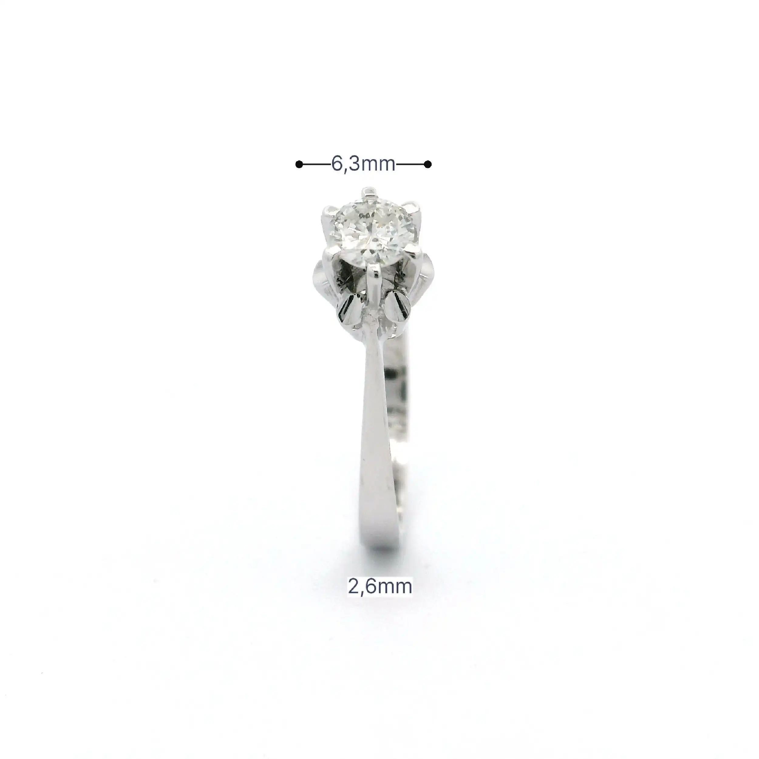 Ring Weißgold mit Brillant, graviert mit 0,27ct.