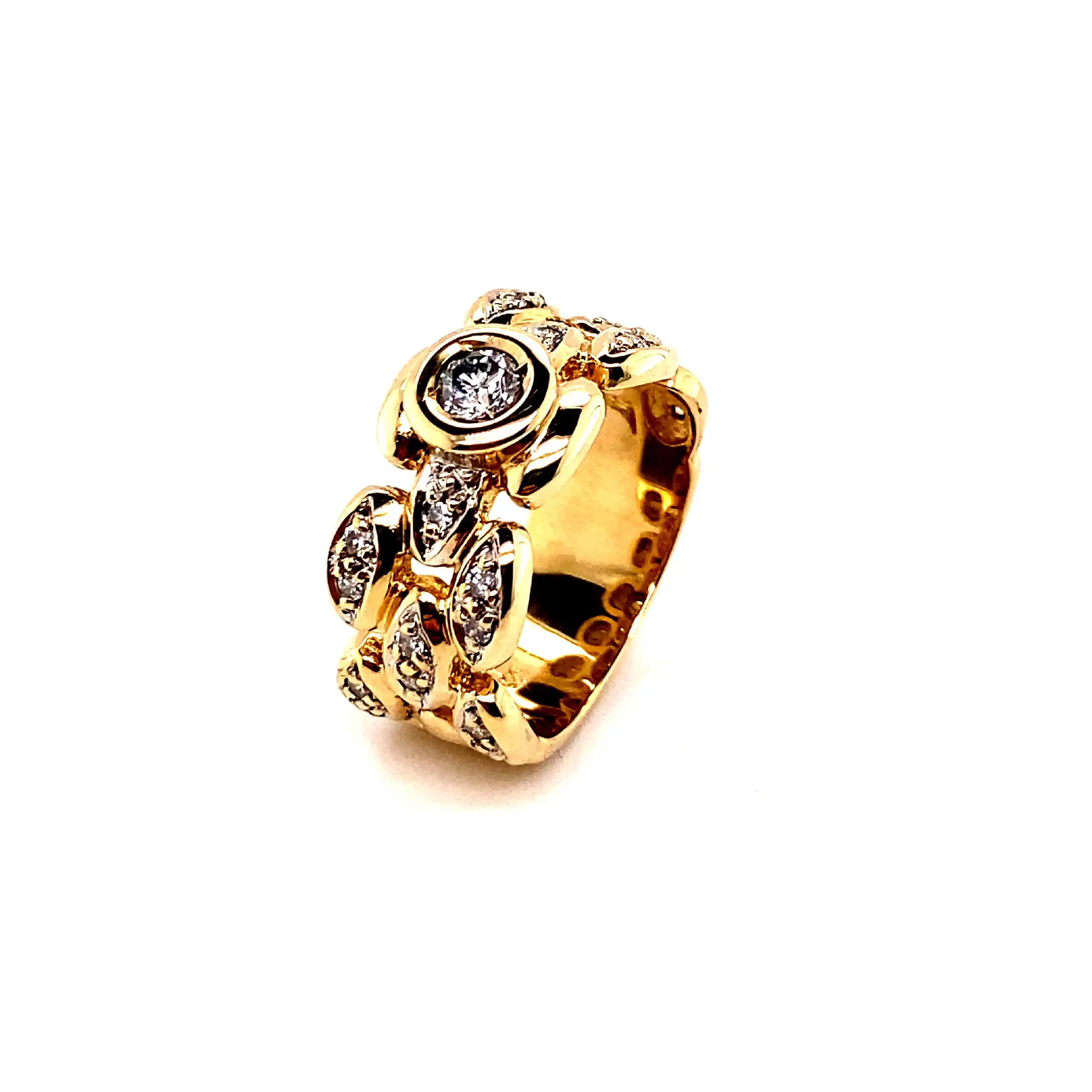 Ring Gelbgold mit Brillanten Ring Gelbgold mit Brillanten