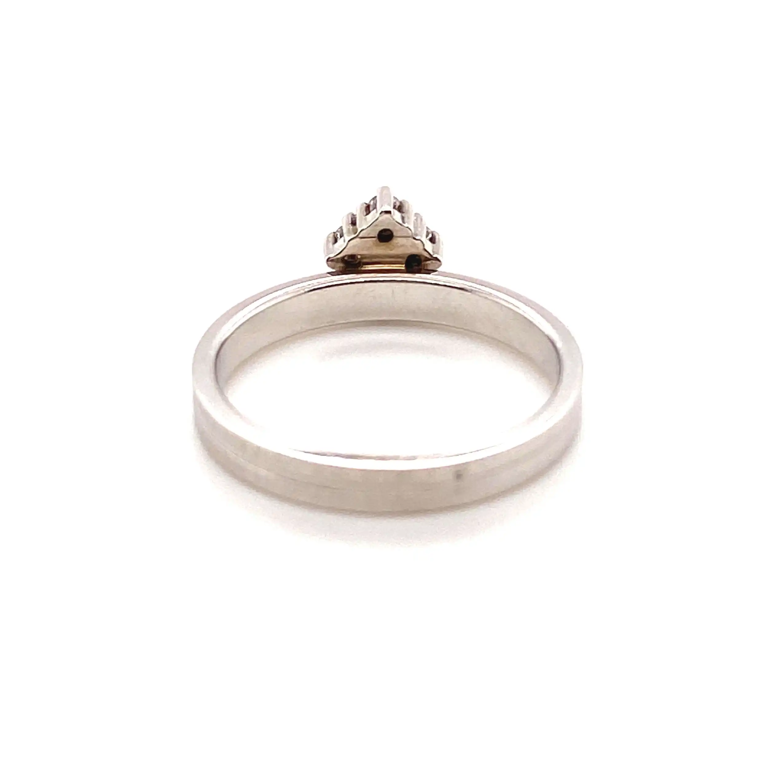 Ring Weißgold mit Brillanten Ring Weißgold mit Brillanten